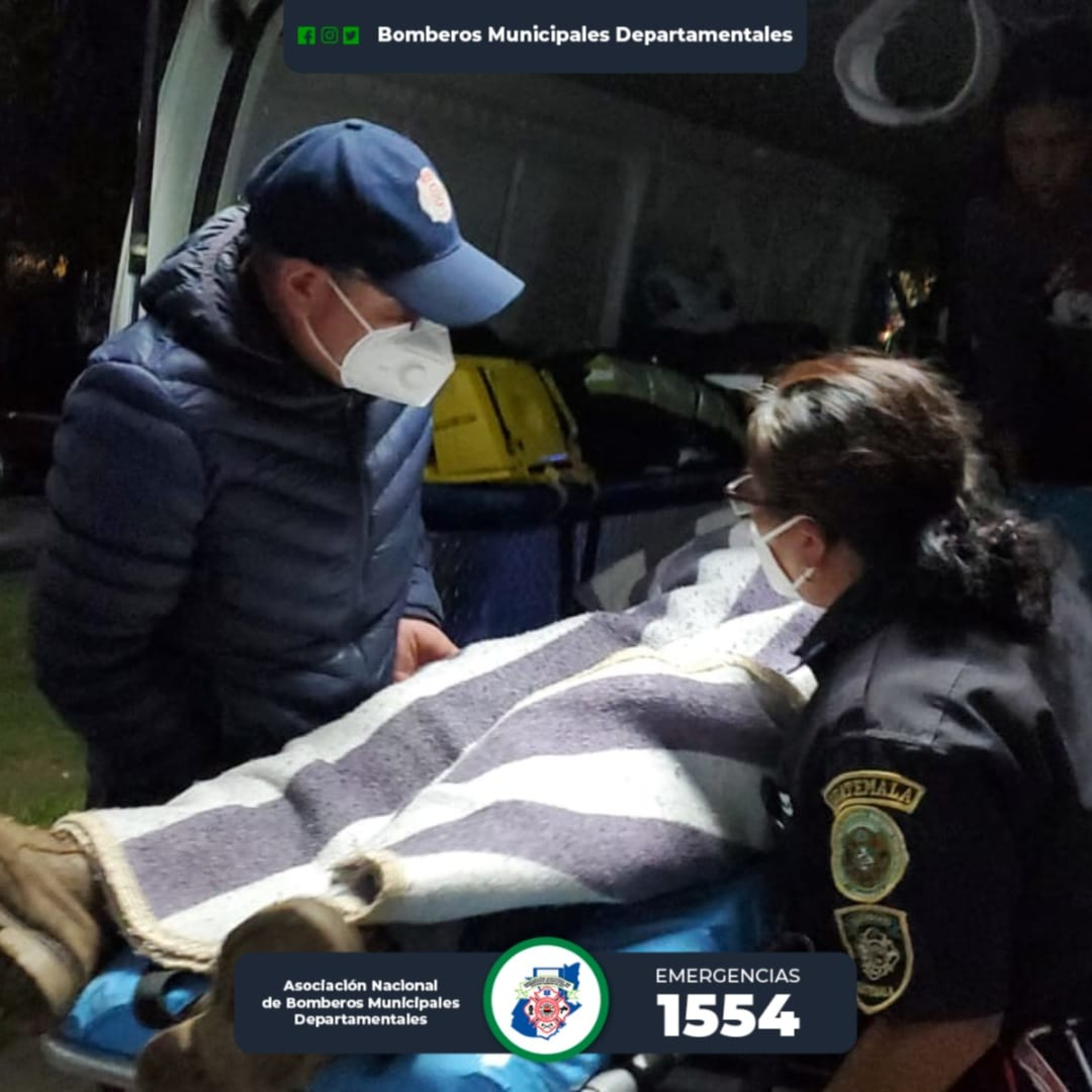 El piloto de una motocicleta resulto herido despues de ser atropellado por una unidad de moto taxi. episode artwork