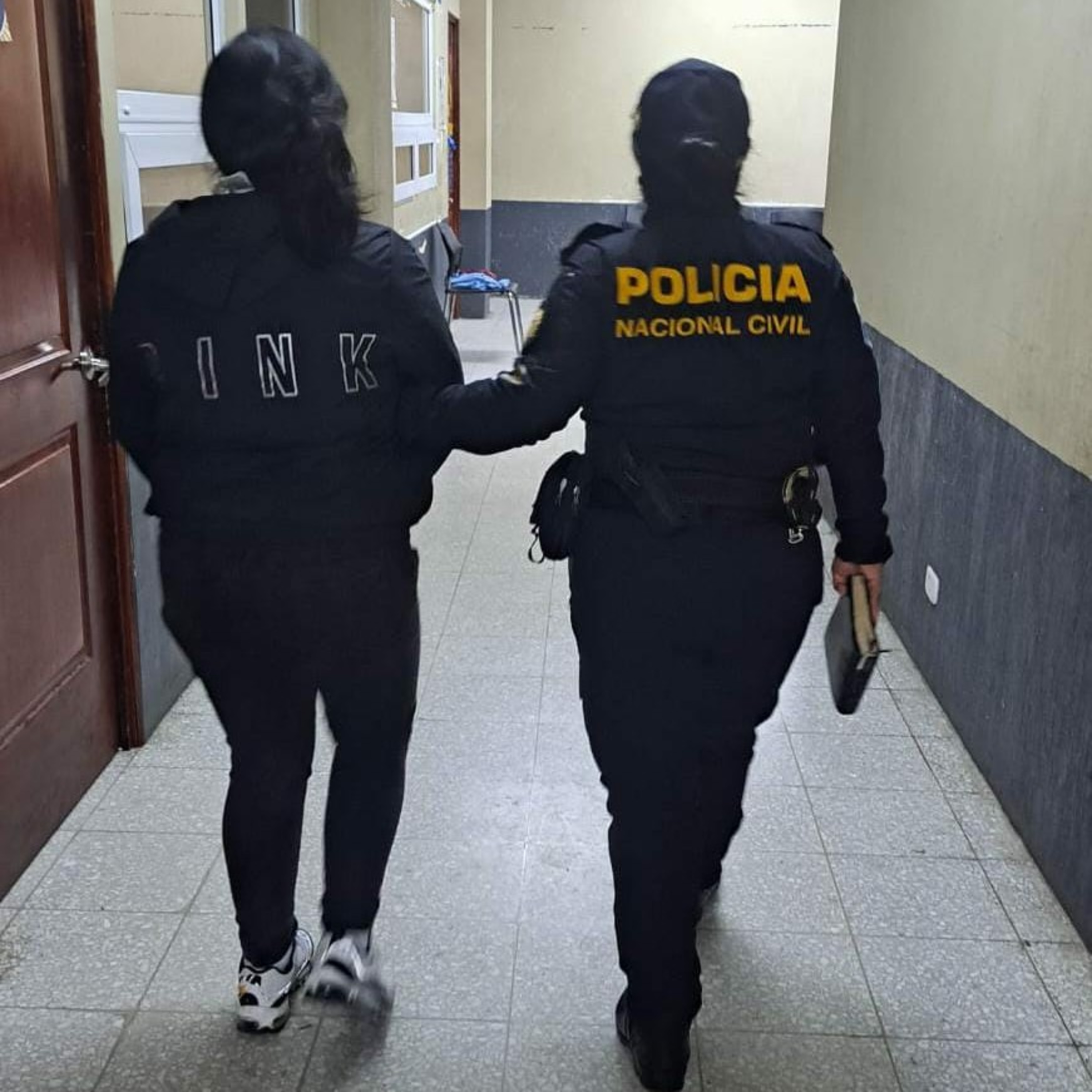 Capturan a una mujer en San Marcos sindicada del delito de Maltrato contra personas menores de edad episode artwork