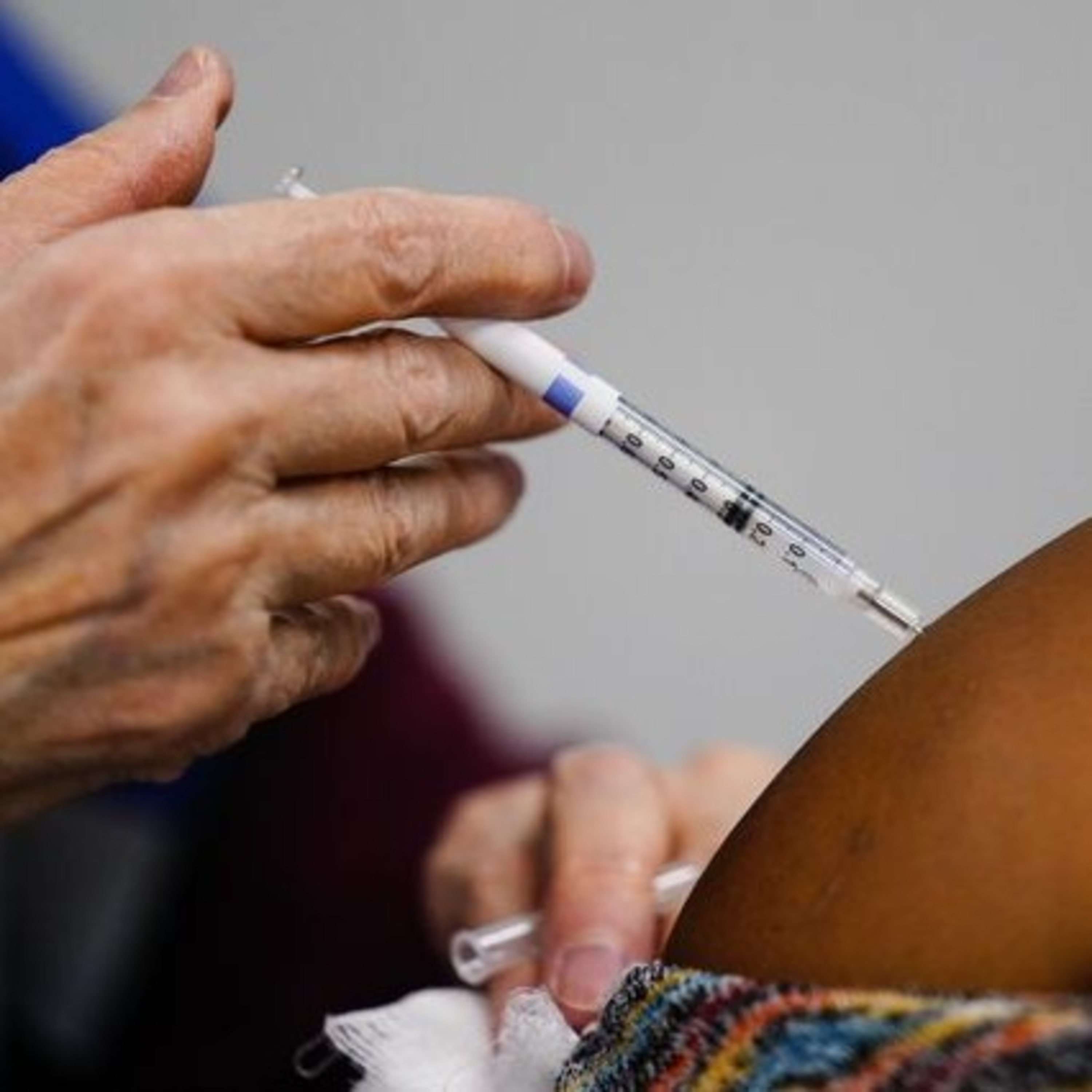 Episode 1473 - SCOTUS Compromises on Vaccine Rules & Your Freedom is Their Misery... Vice Versa episode artwork
