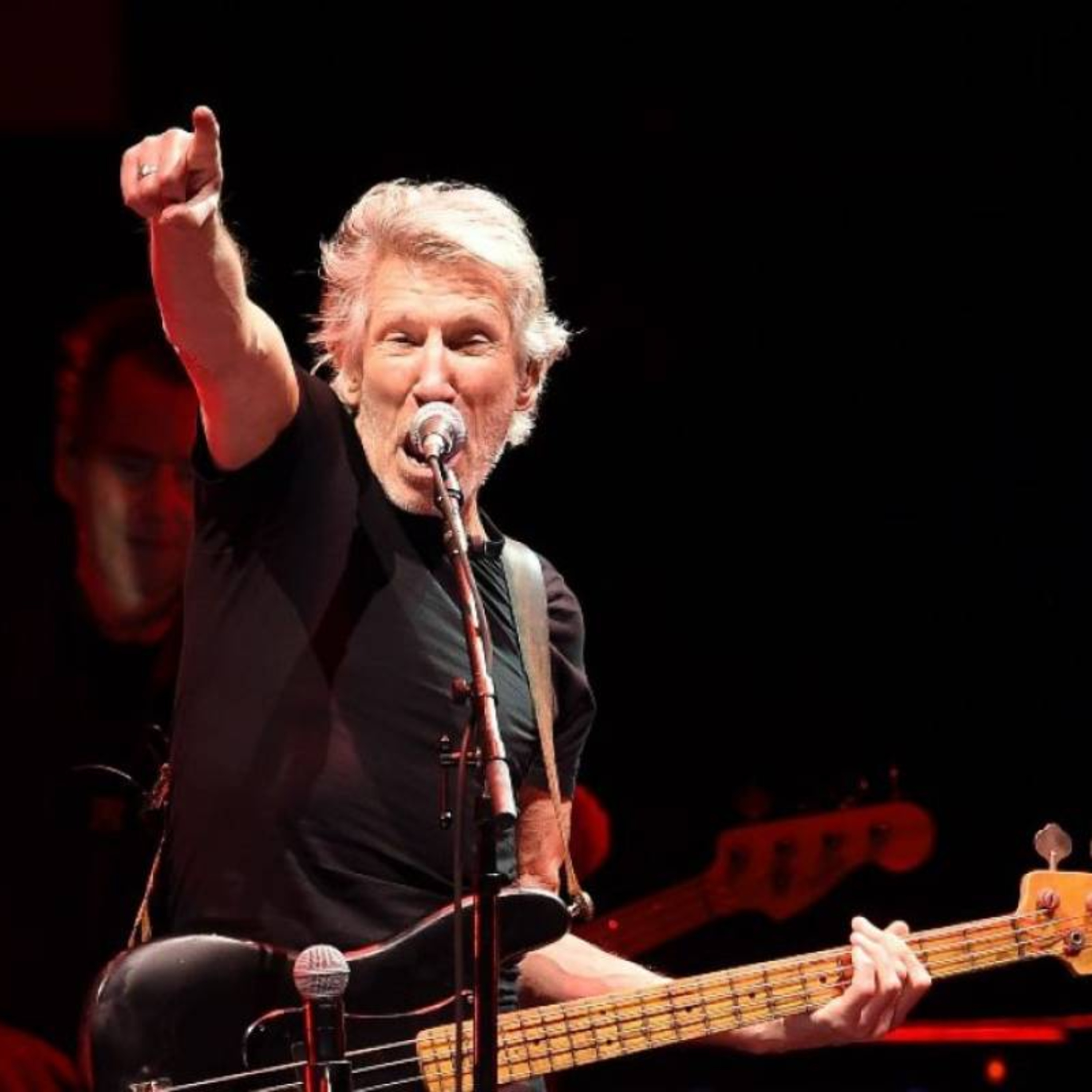 Ep. 1617: Roger Waters Accused of Being 'Putin Apologist' & Appointed Power Should Be Divided episode artwork