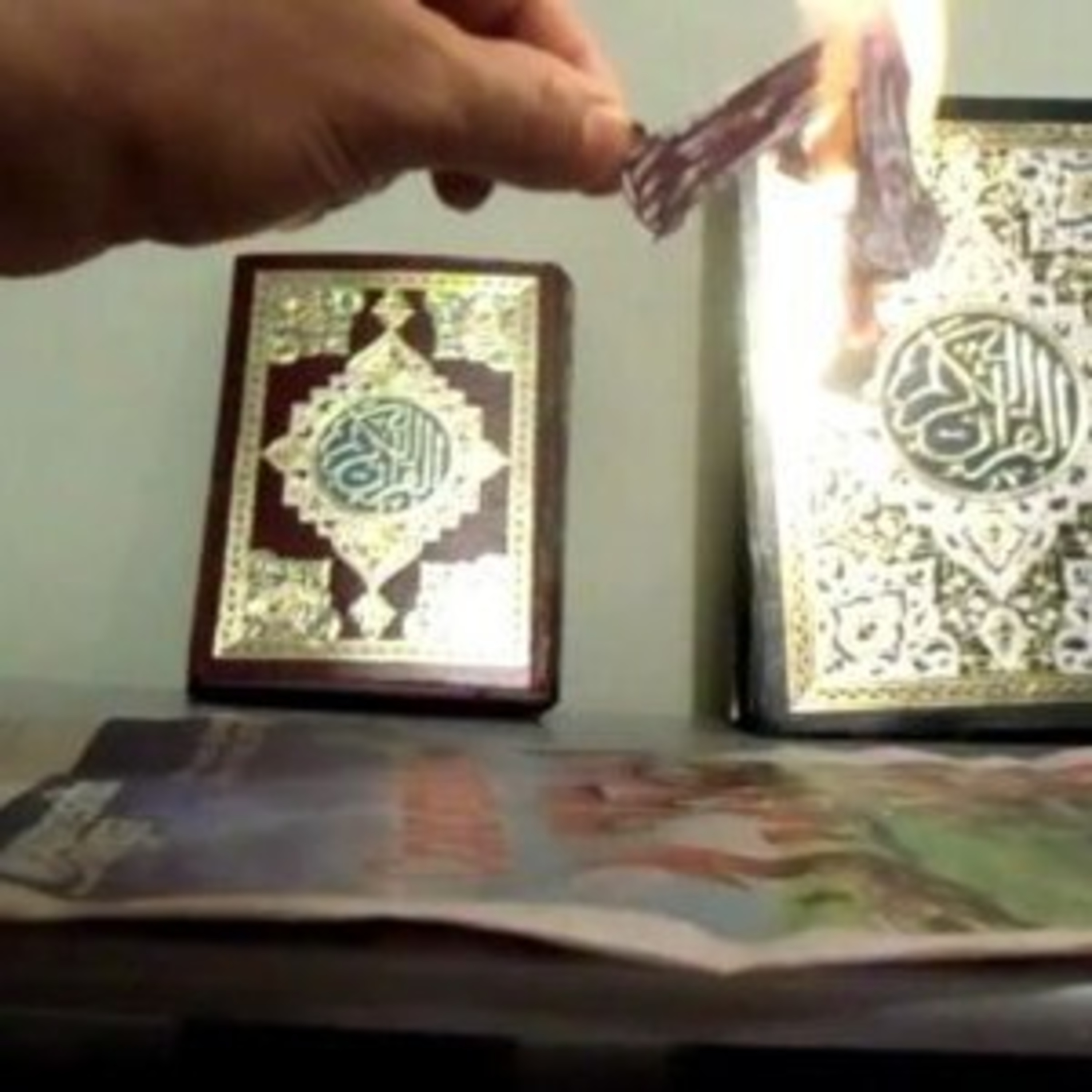 Putin Vows to Imprison Quran Burners & What is Juneteenth All About episode artwork