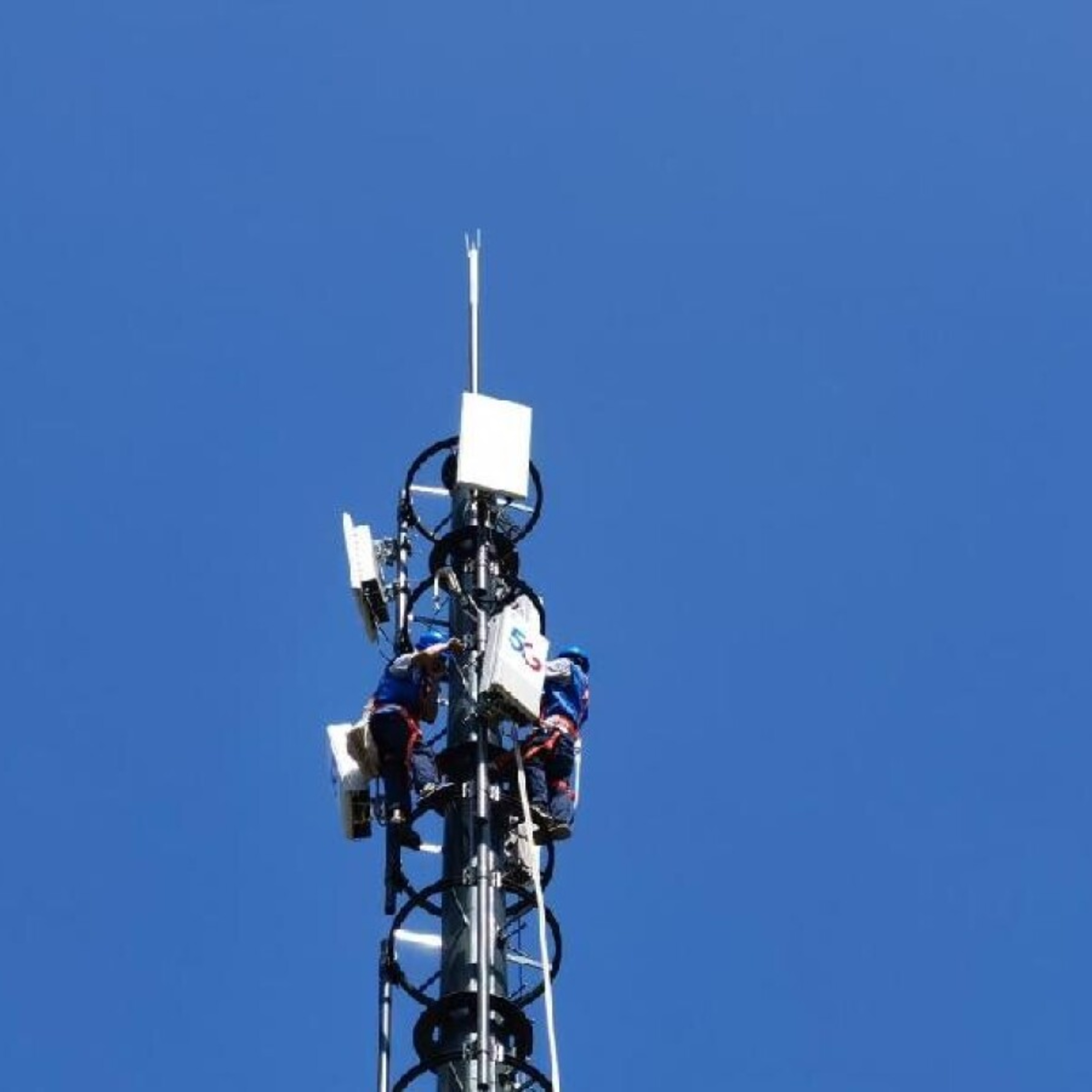 上海、年内に7万カ所超の屋外5G基地局を開設へ episode artwork