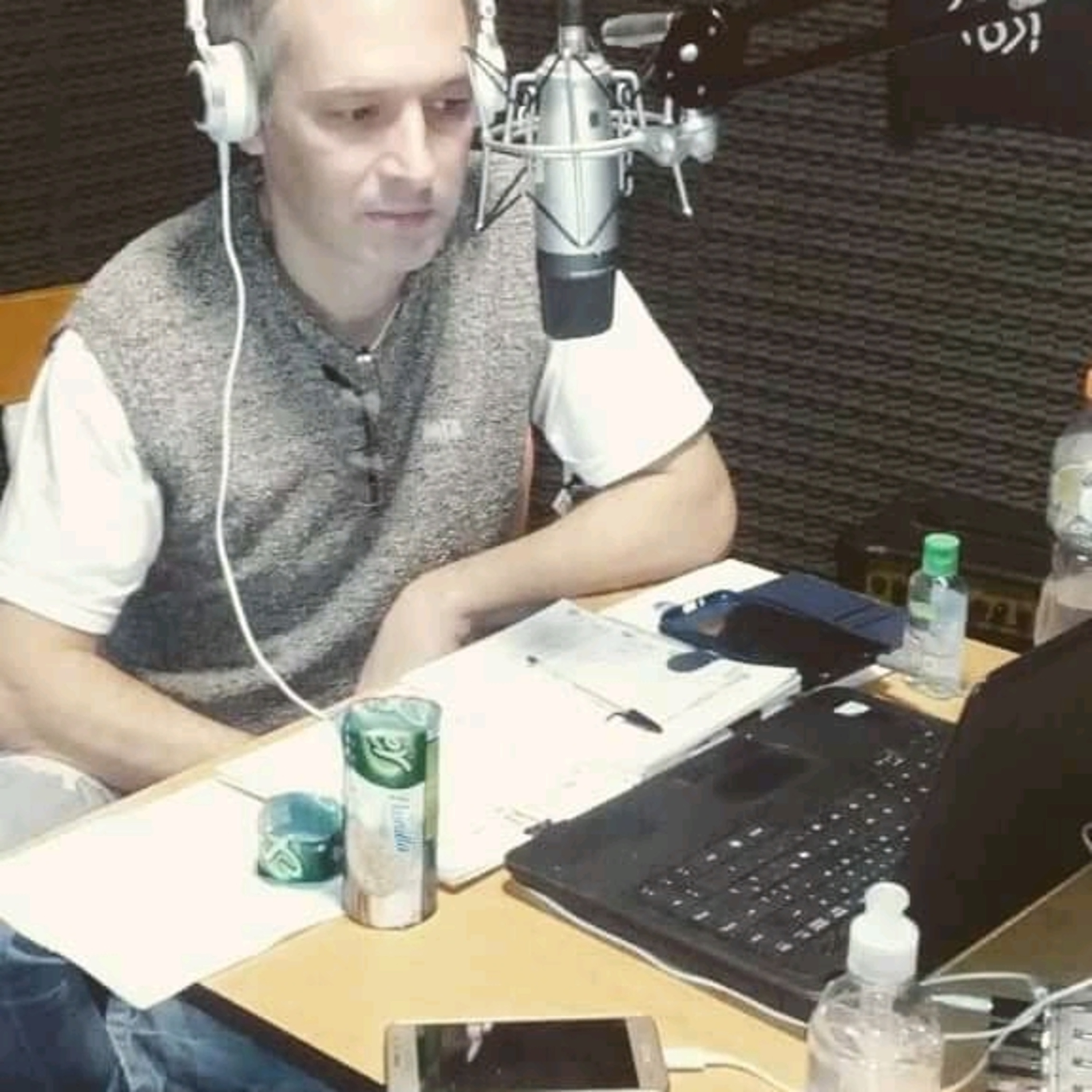 Entrevista a Aldo Ruffinengo - Día de les Periodistas episode artwork
