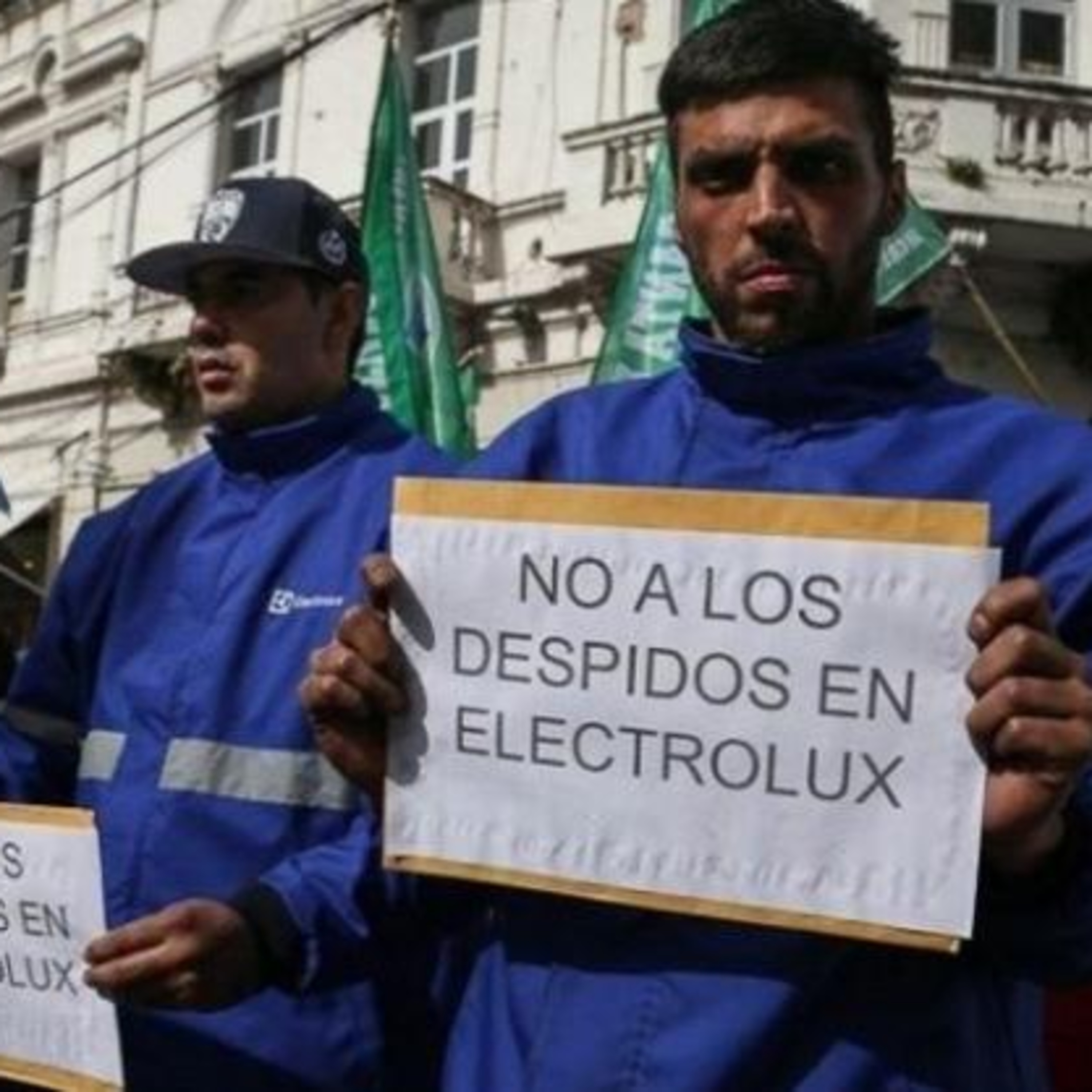 Entrevista a Lucas Tondo - Trabajador de Electrolux que fue despedido junto a grupo de compañeros. episode artwork