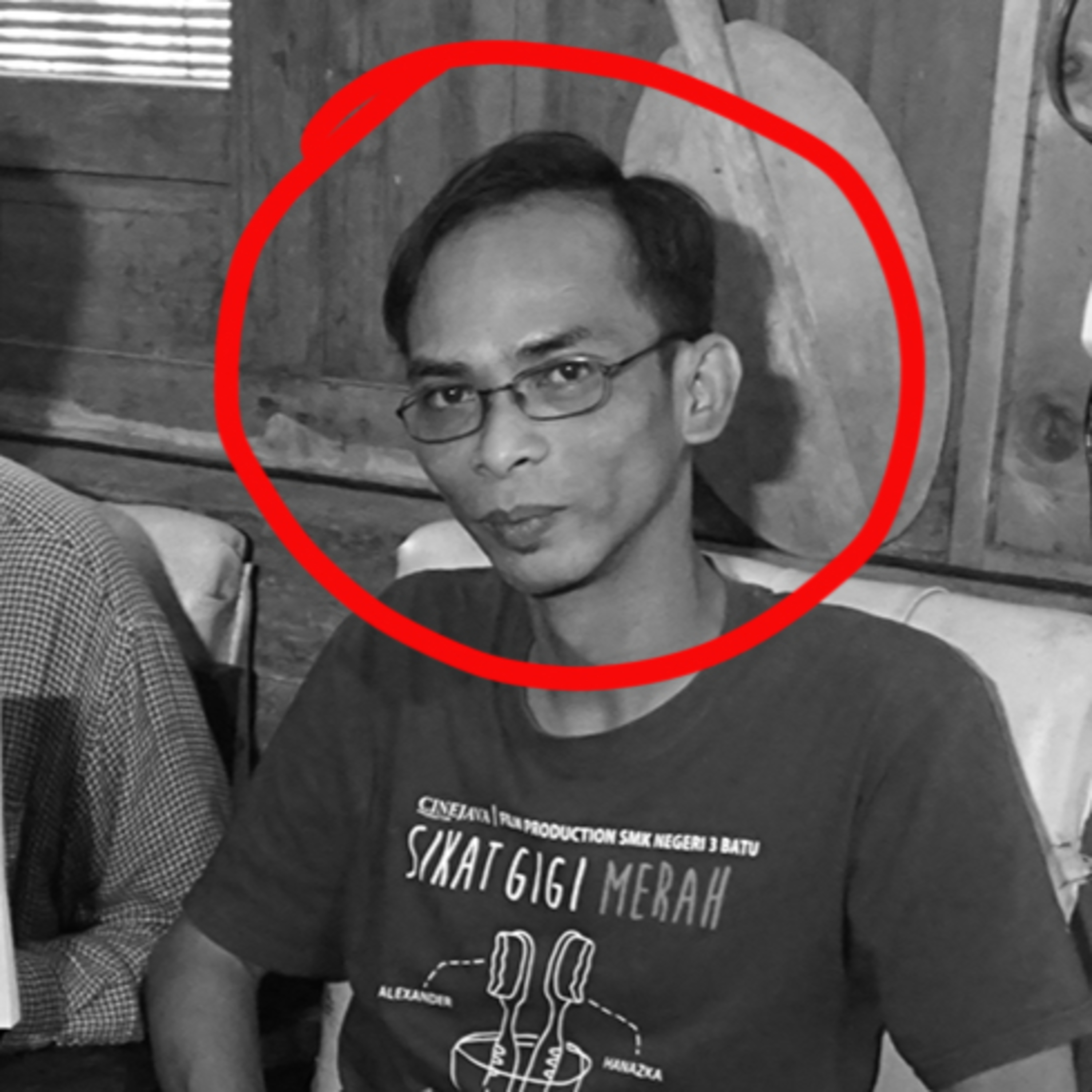 Nongkrong Asik Ngobrol Enak