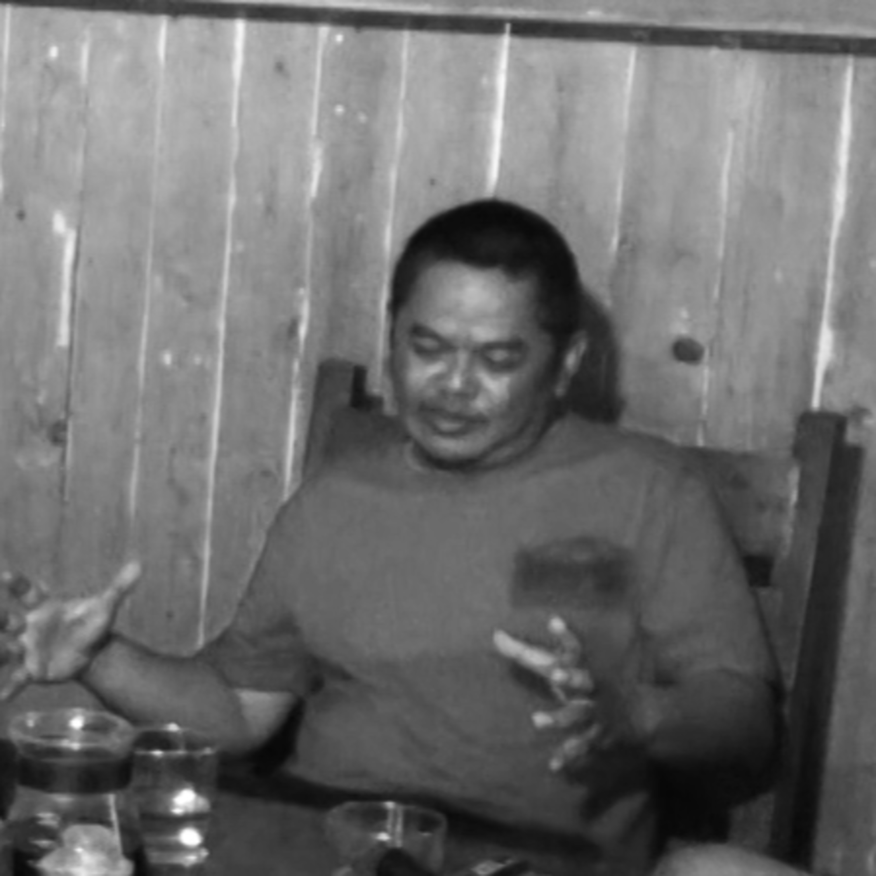 Nongkrong Asik Ngobrol Enak