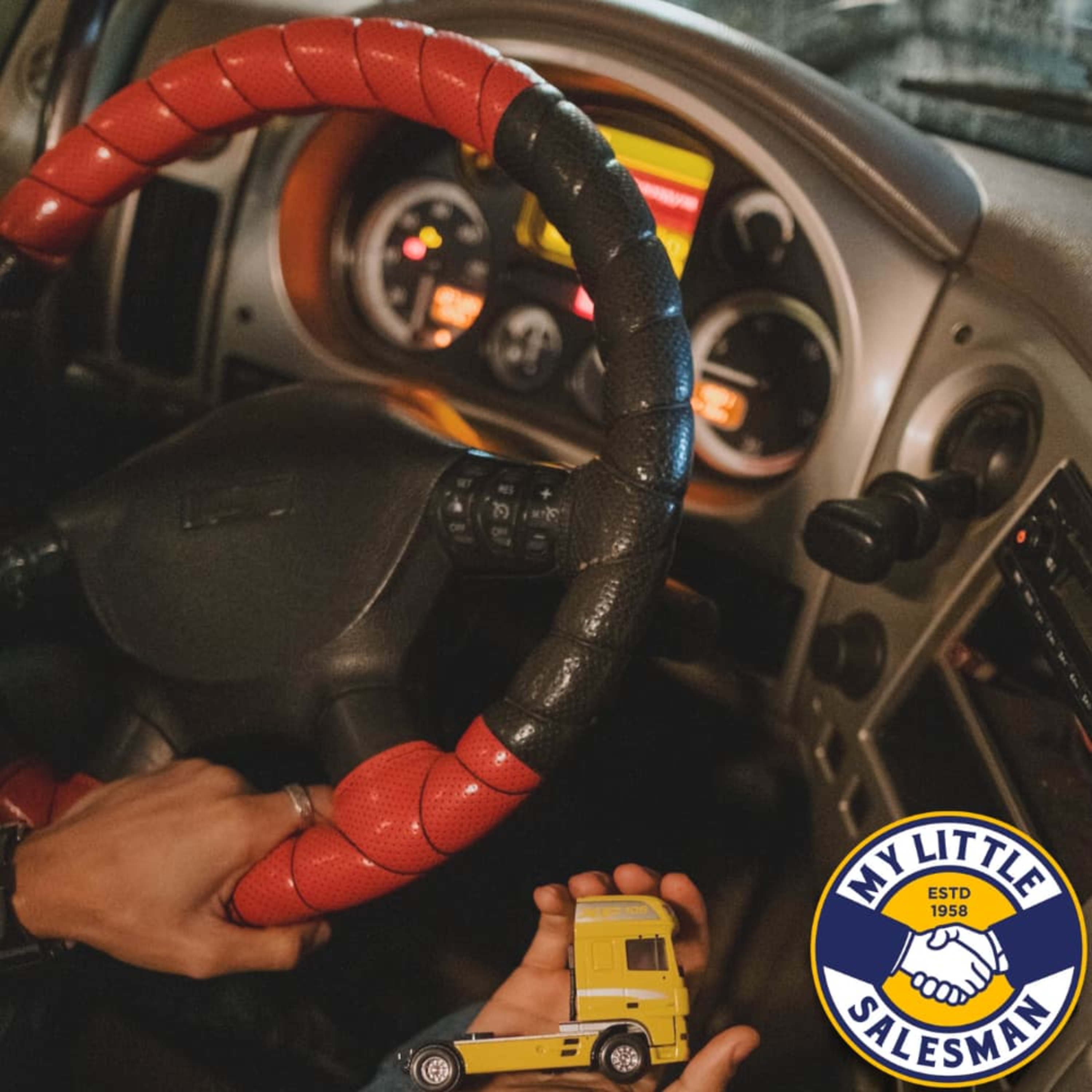 Hacks & Tips for How to Back Up Your Semi Truck Trailer