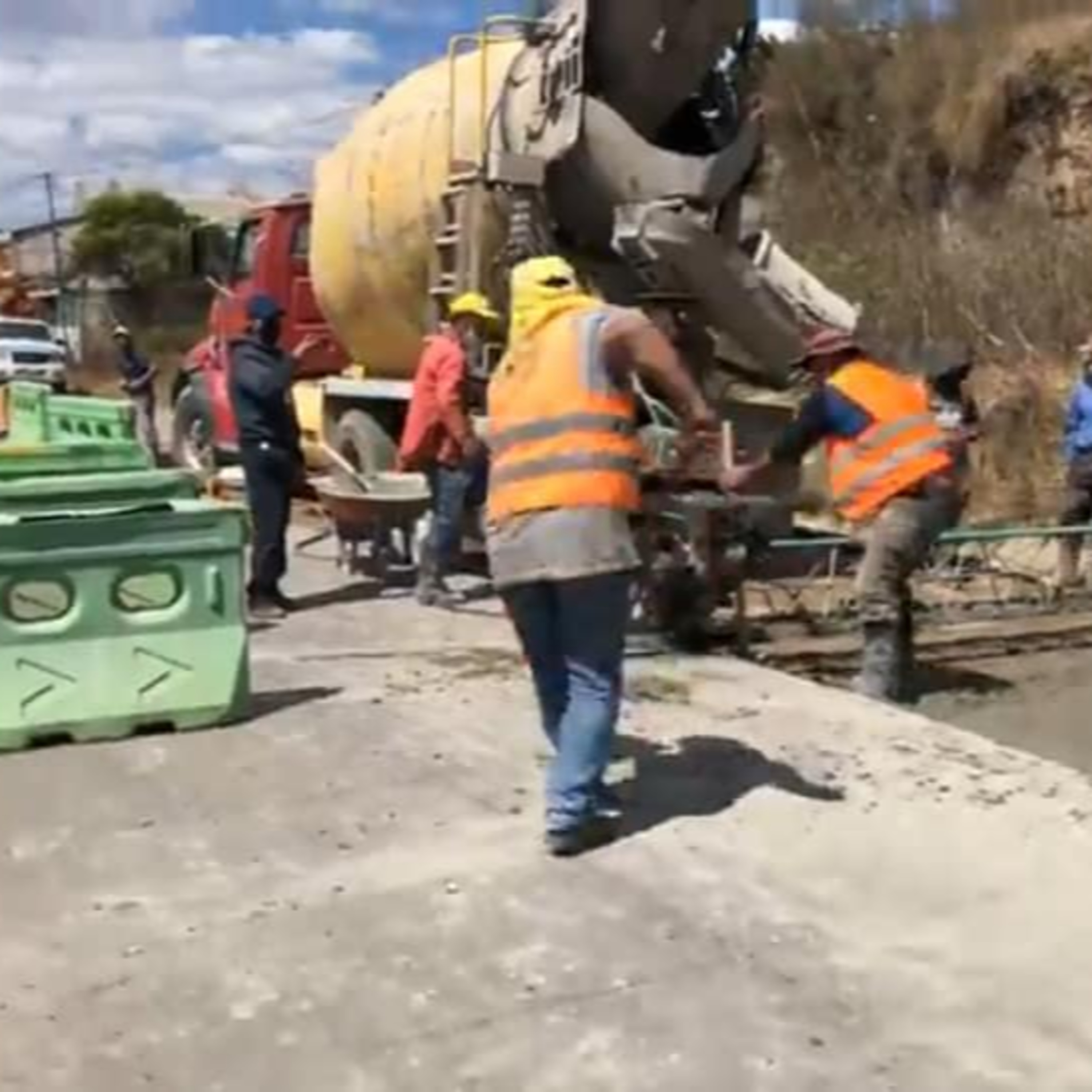 Se inician trabajos de reparación de carreteras en San Antonio Ilotenango y San pedro Jocopilas. episode artwork