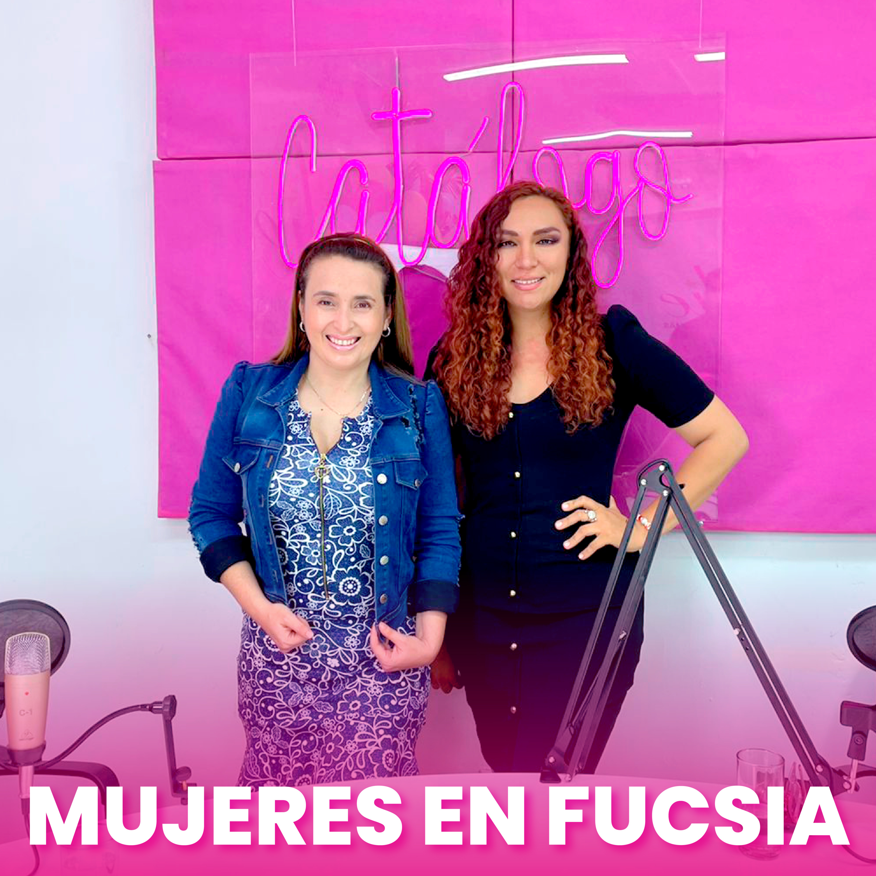Mujeres En Fucsia