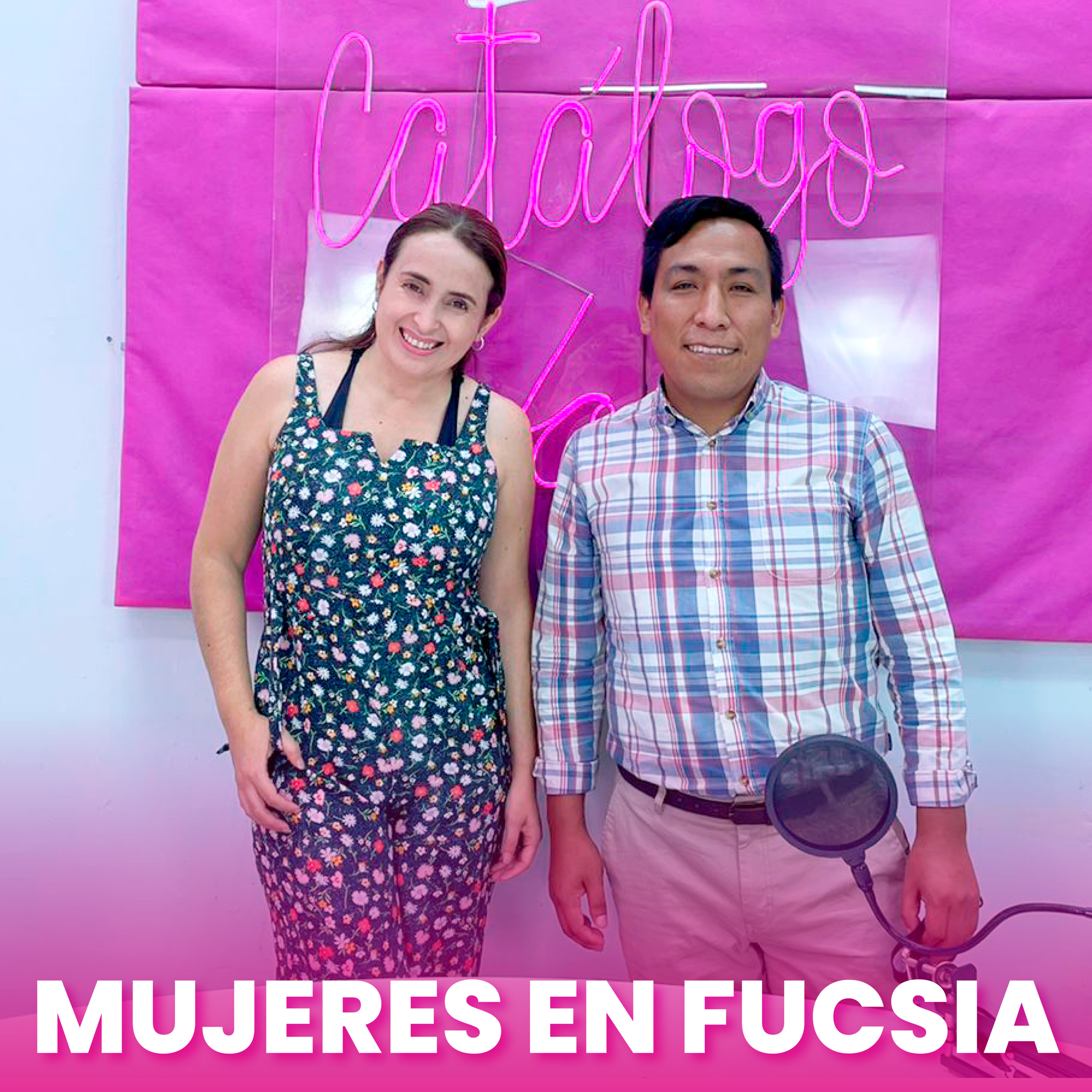 Mujeres En Fucsia