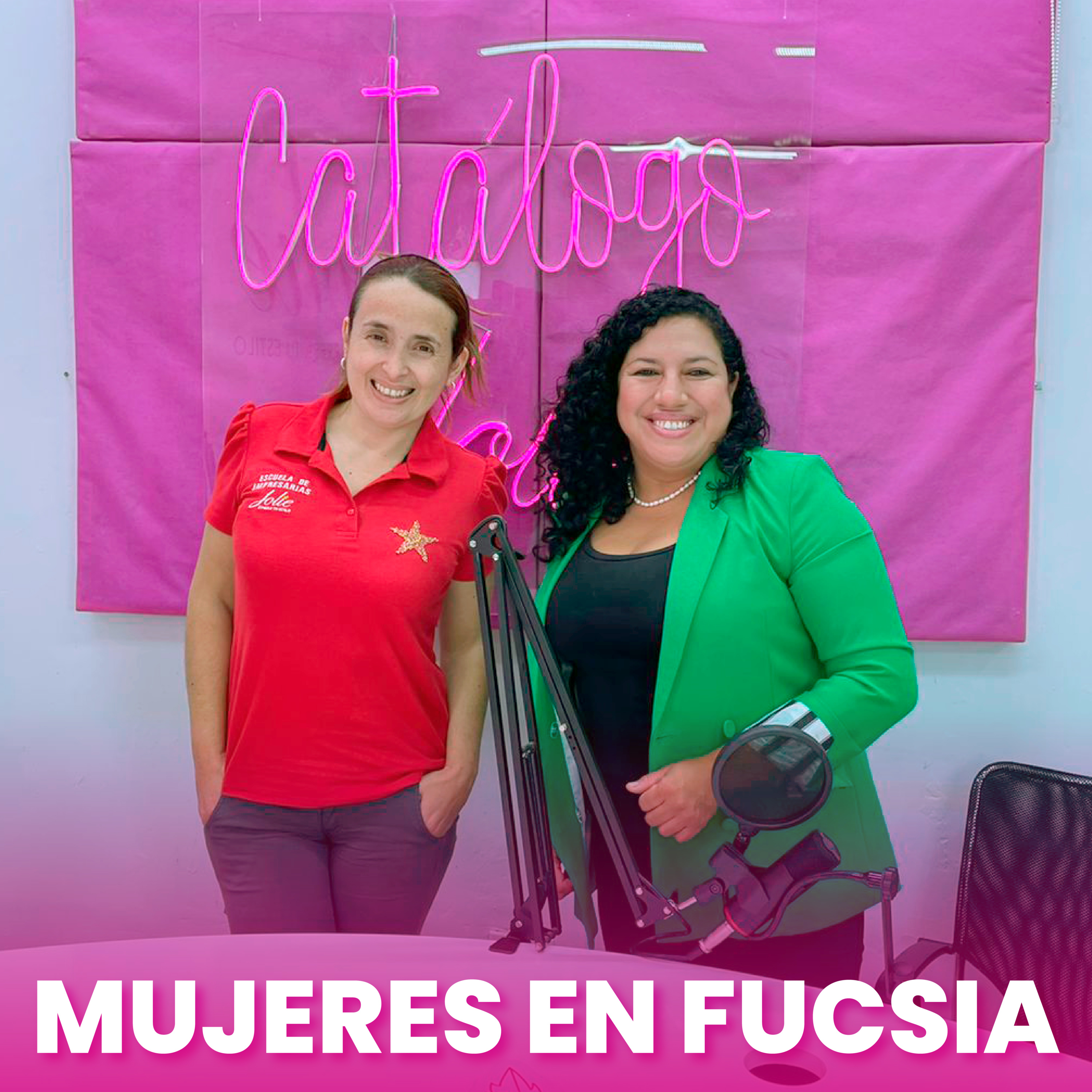Mujeres En Fucsia