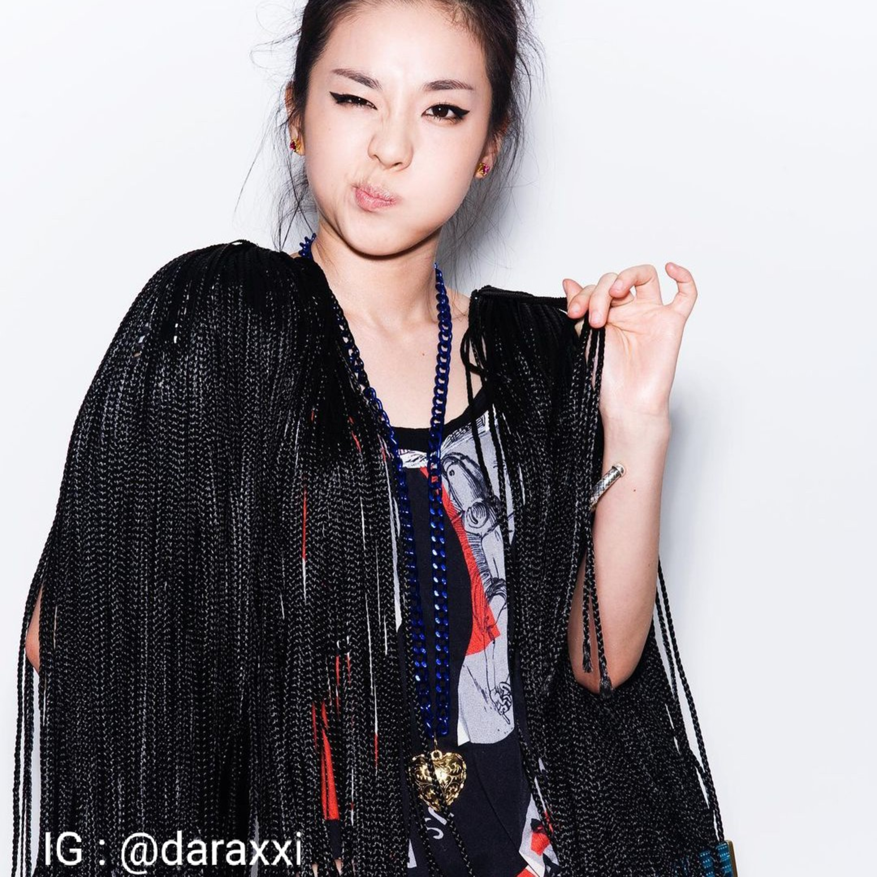 Sandara Park Say Goodbye to YGE episode artwork