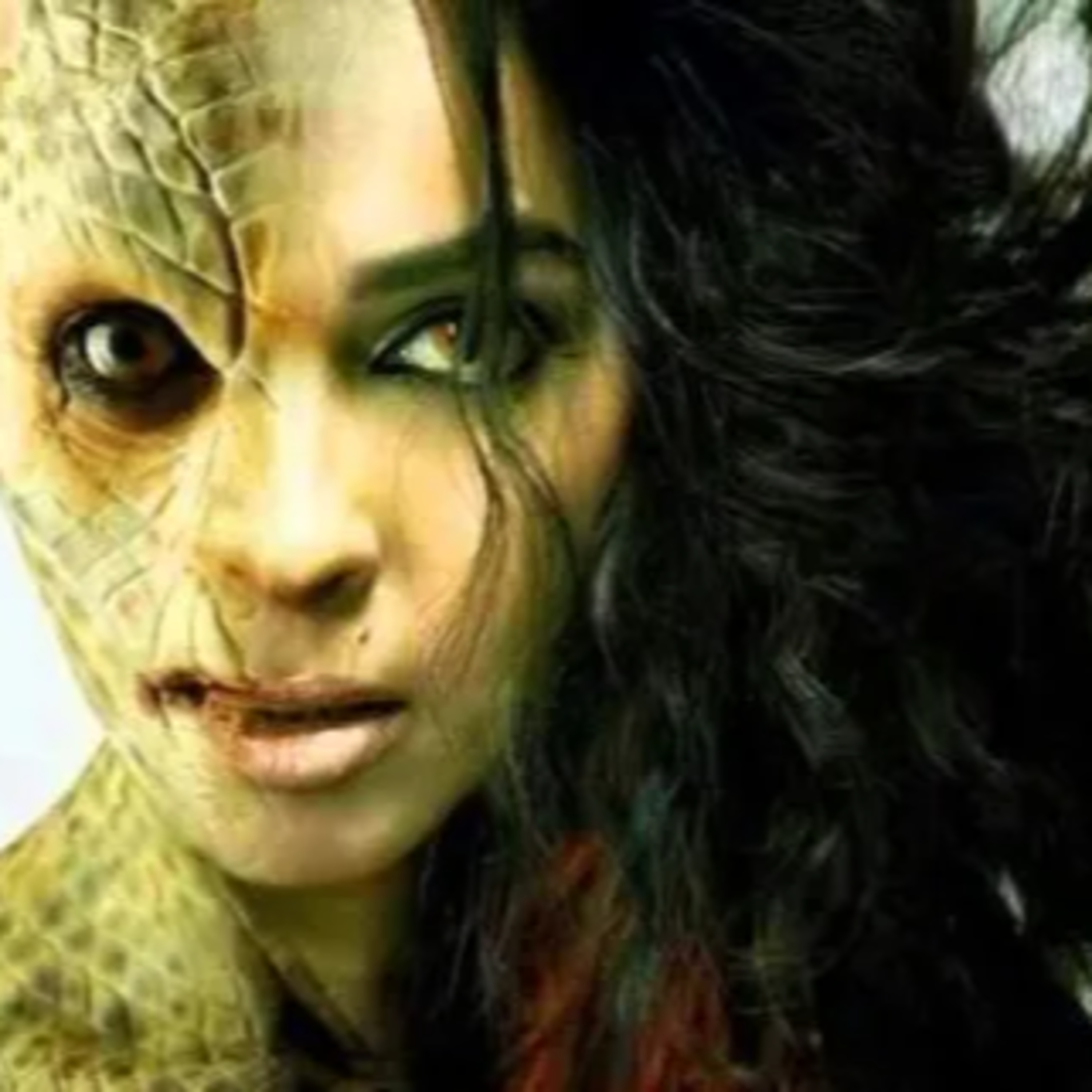A mulher que virou serpente | Holy Ghost Stories #10