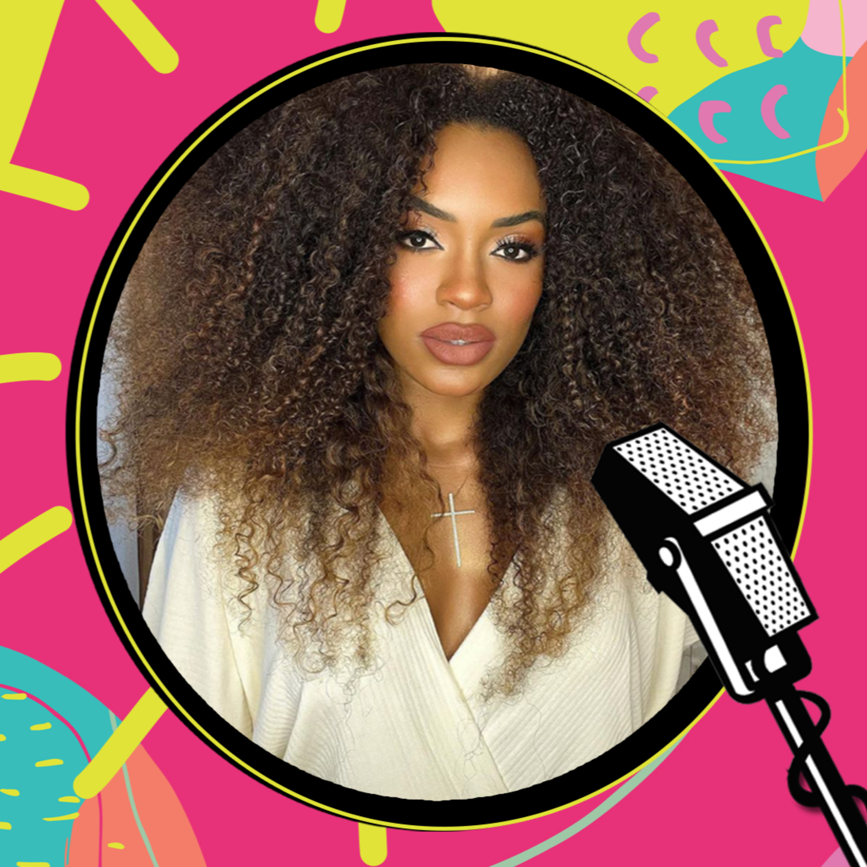 EVELYN REGLY | VACACAST