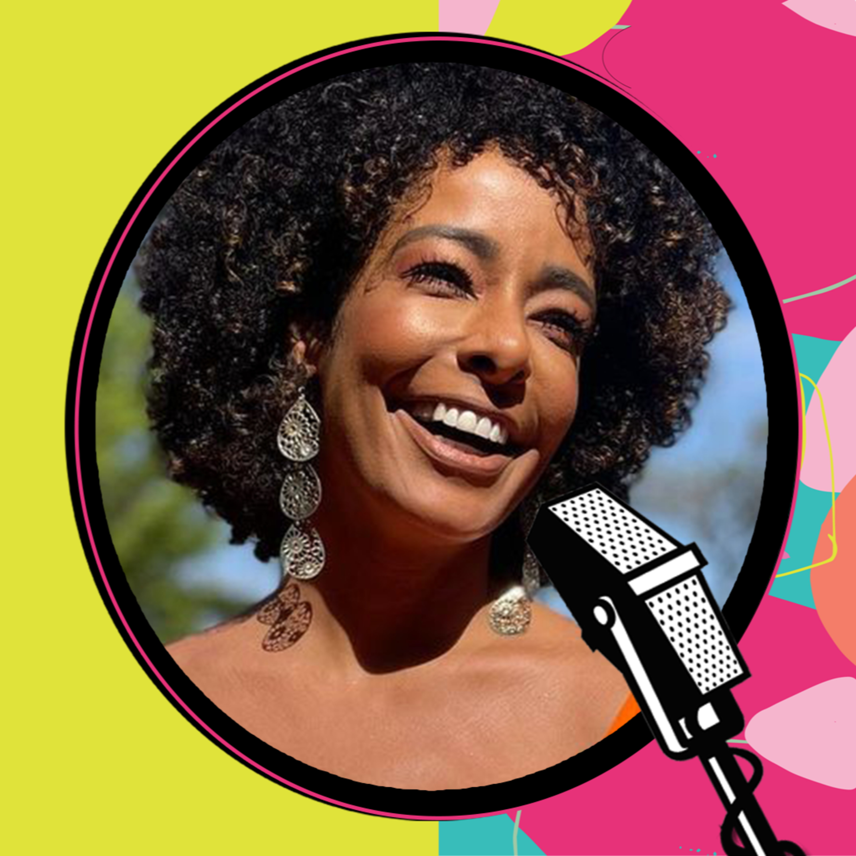 EVELYN REGLY | VACACAST