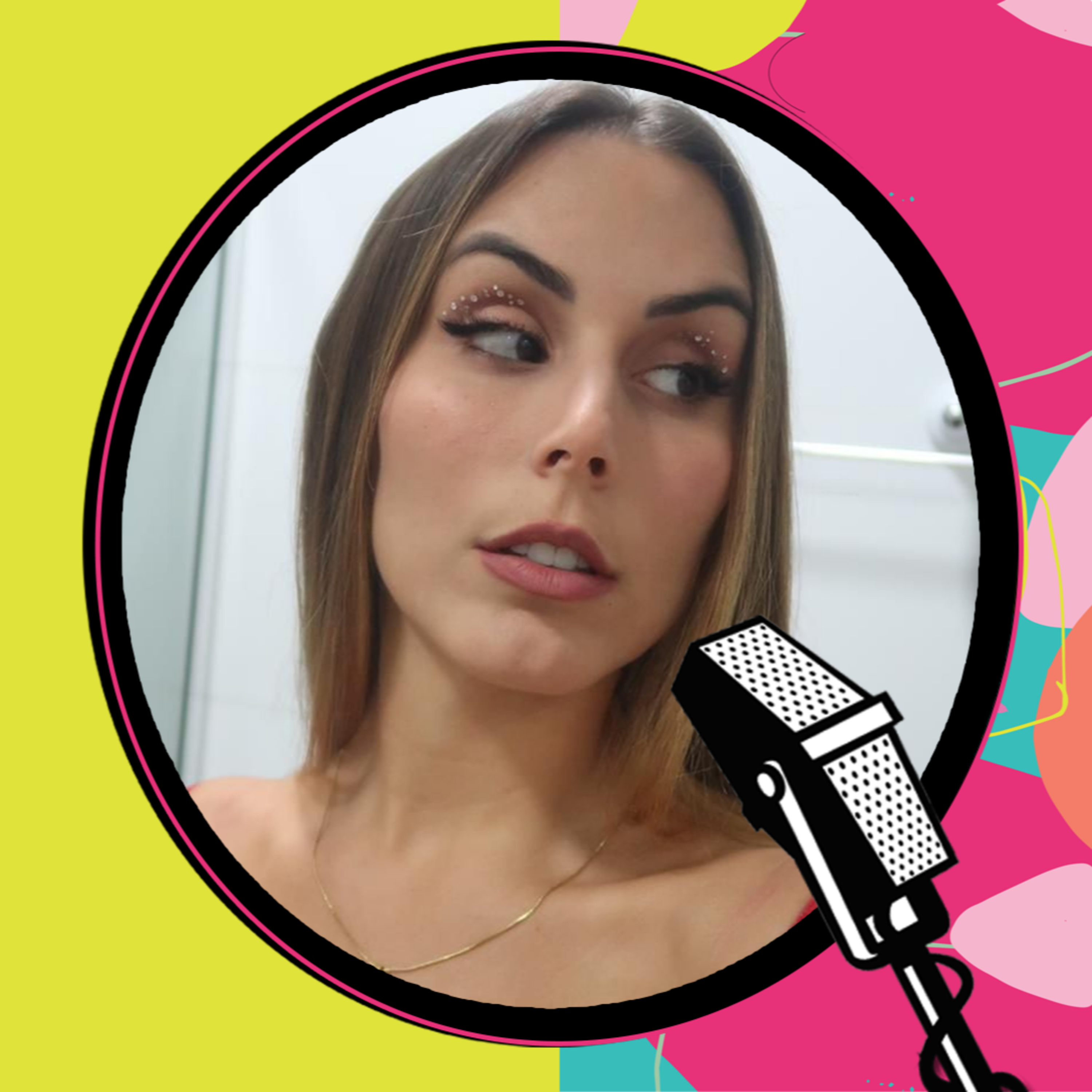 EVELYN REGLY | VACACAST