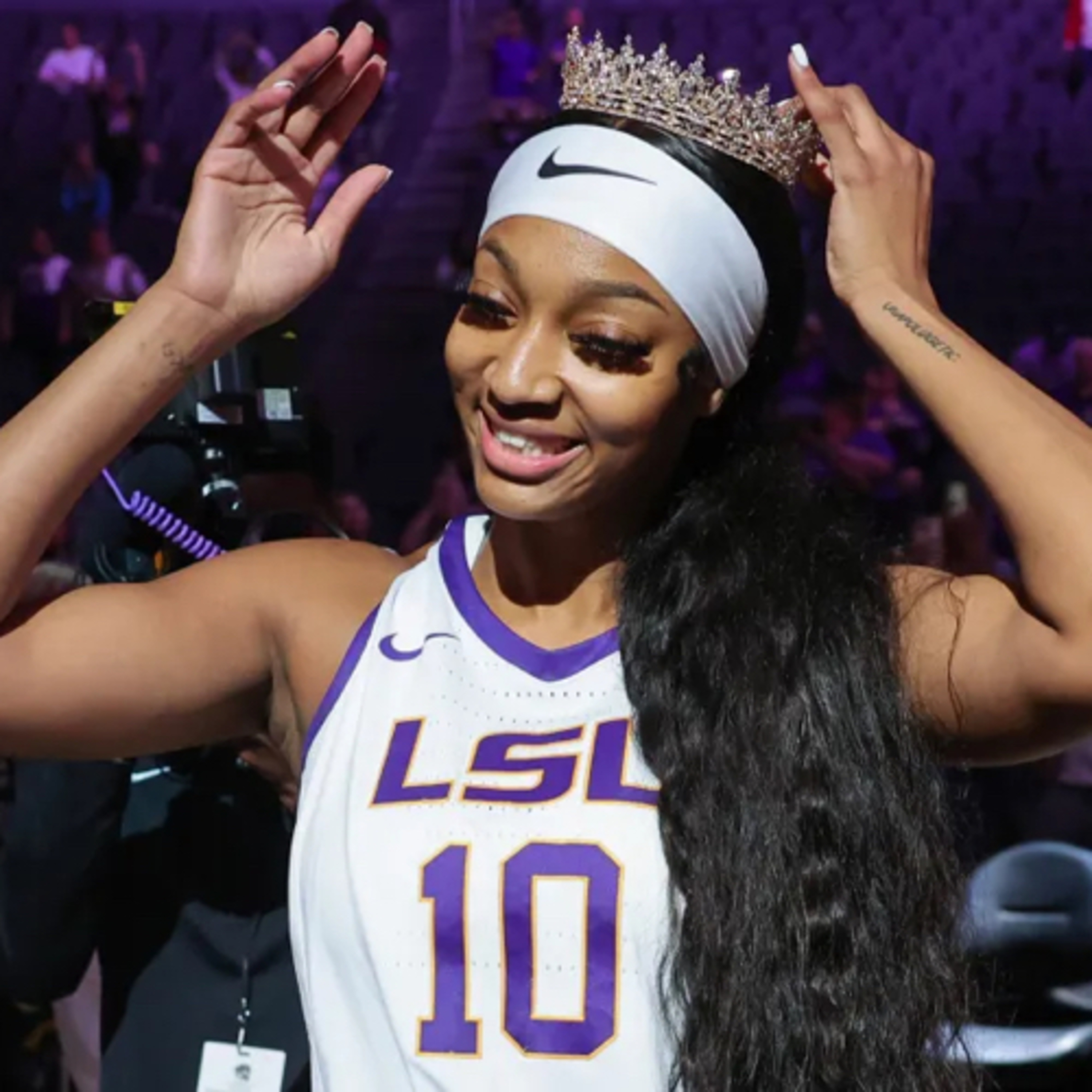 Angel Reese declares for the WNBA Draft  episode artwork