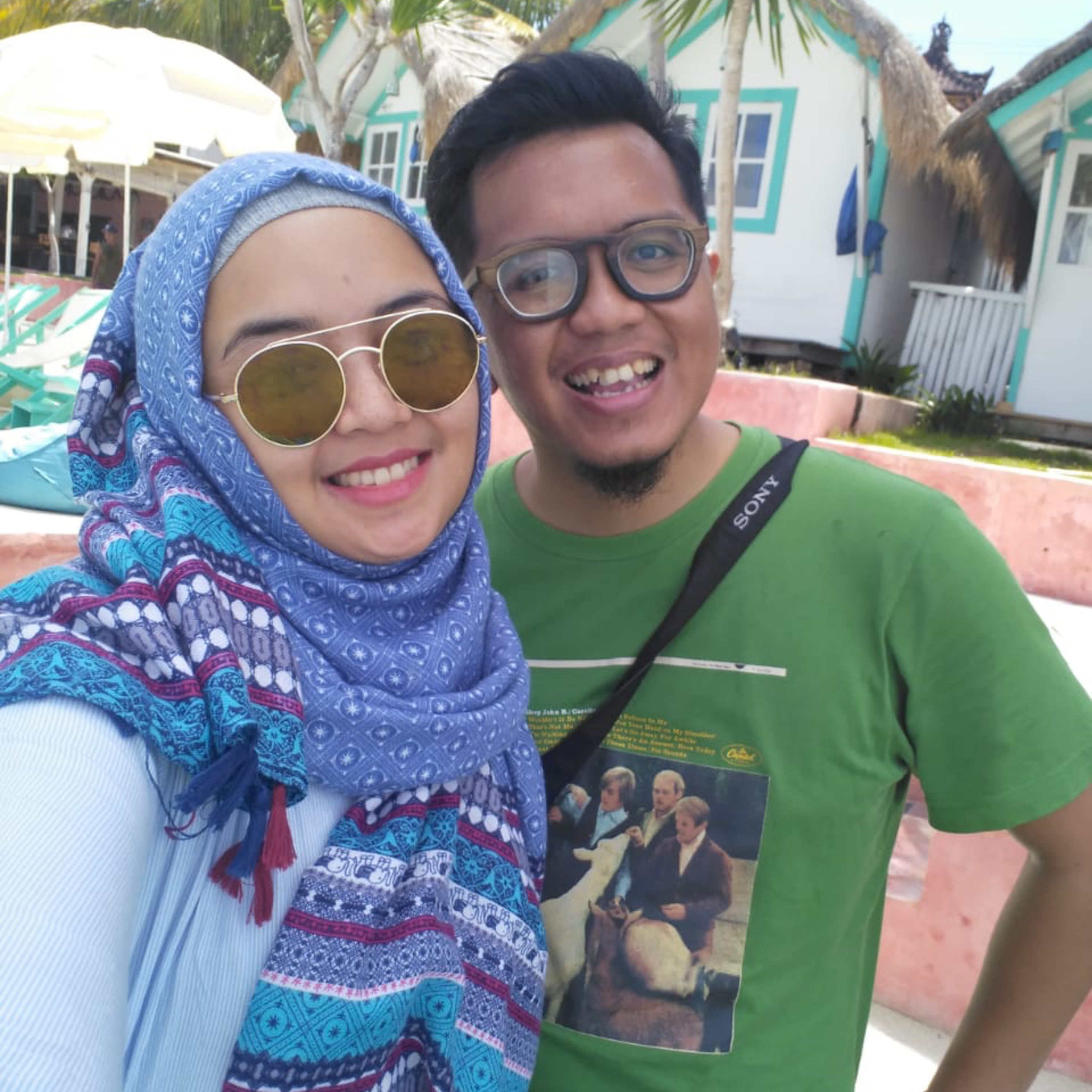 CUMI ( CUrhat kaMI )