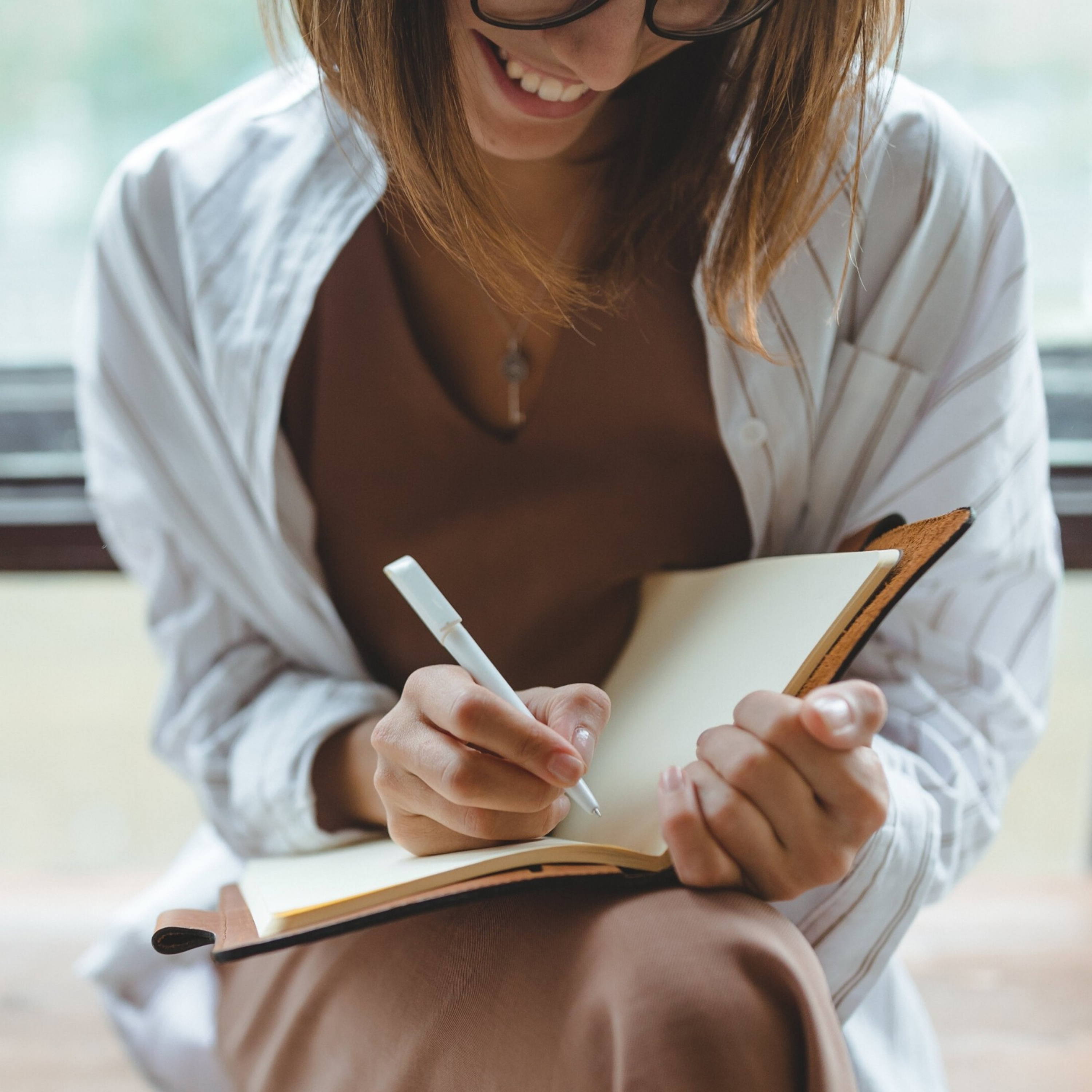 #32 WRITING: Your Most Powerful Manifestation Tool episode artwork