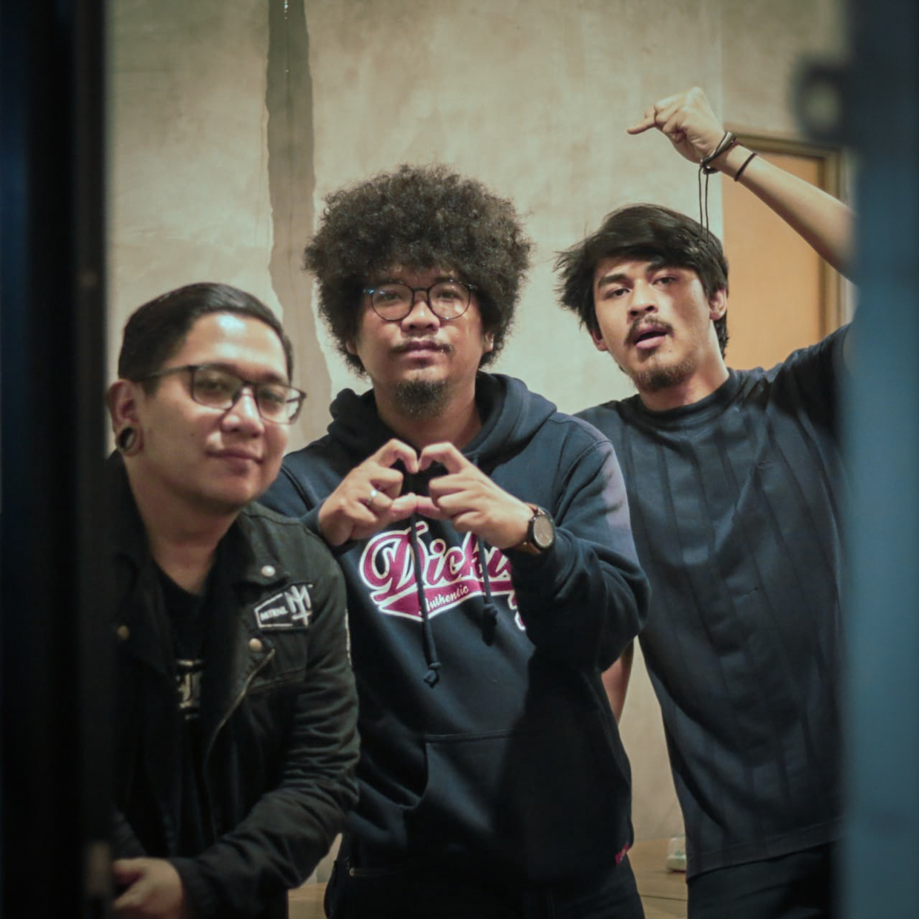 Trik kenalan dengan kaum hawa di acara pensi episode artwork