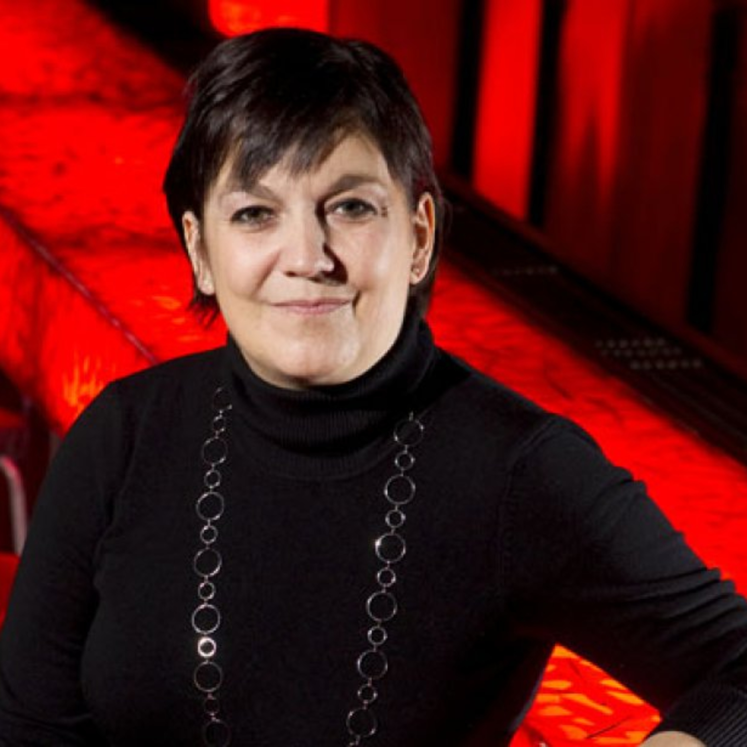 Les Experts: Sylvie Courtemanche episode artwork