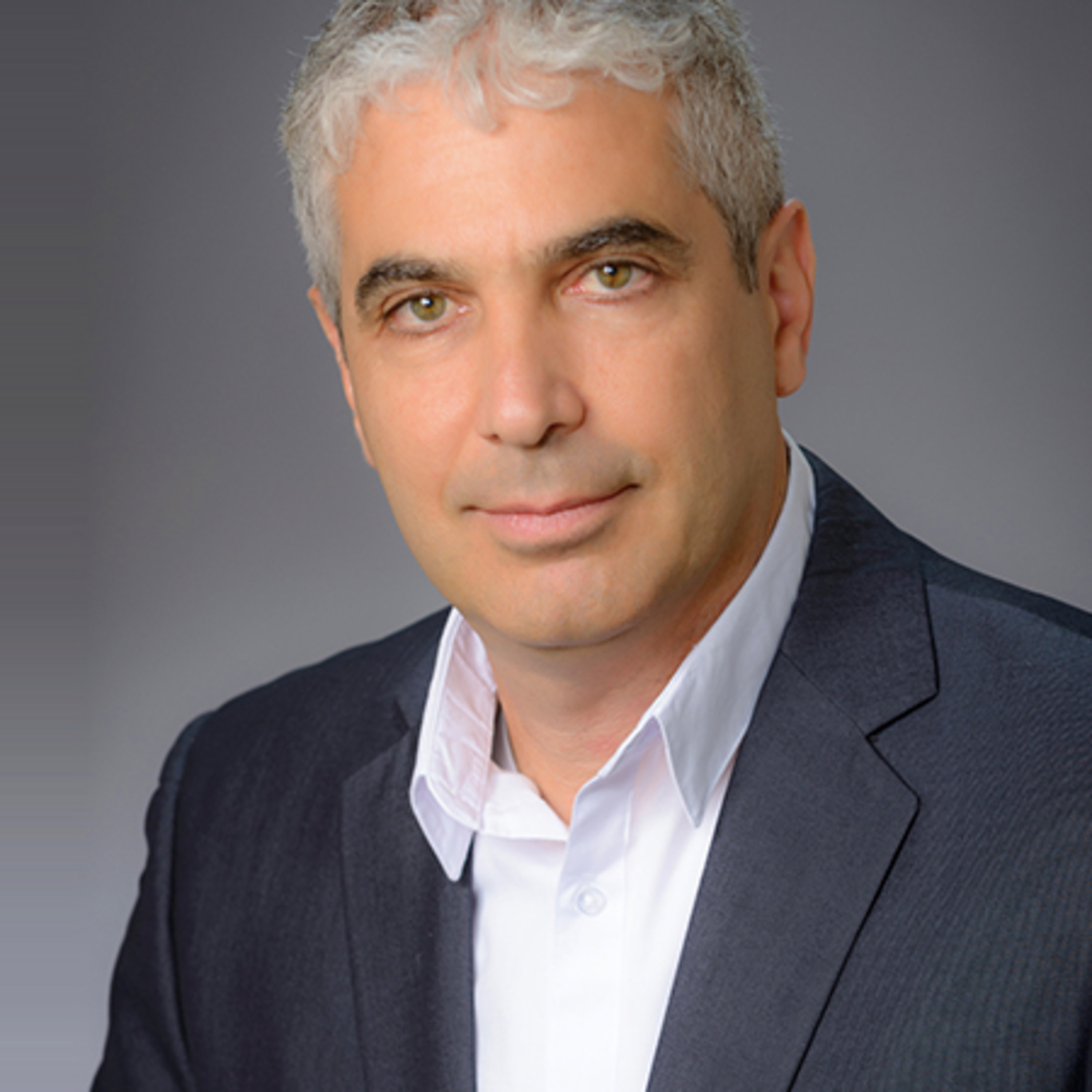 Using Netflix And Disney To Cure Vision Disorders — Ran Yam CEO @ Novasight episode artwork