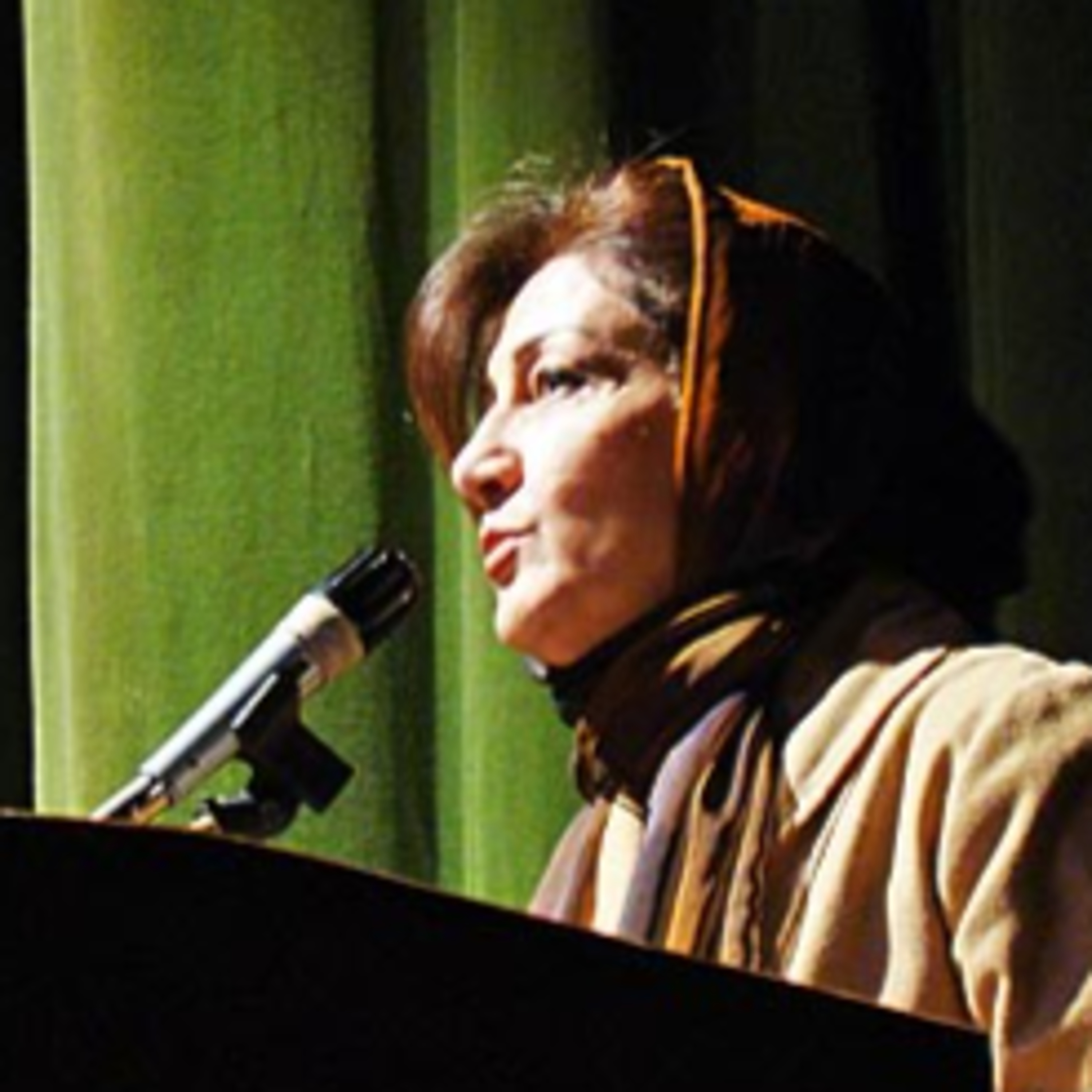 پارچە شیعرێکی سیمین چایچی