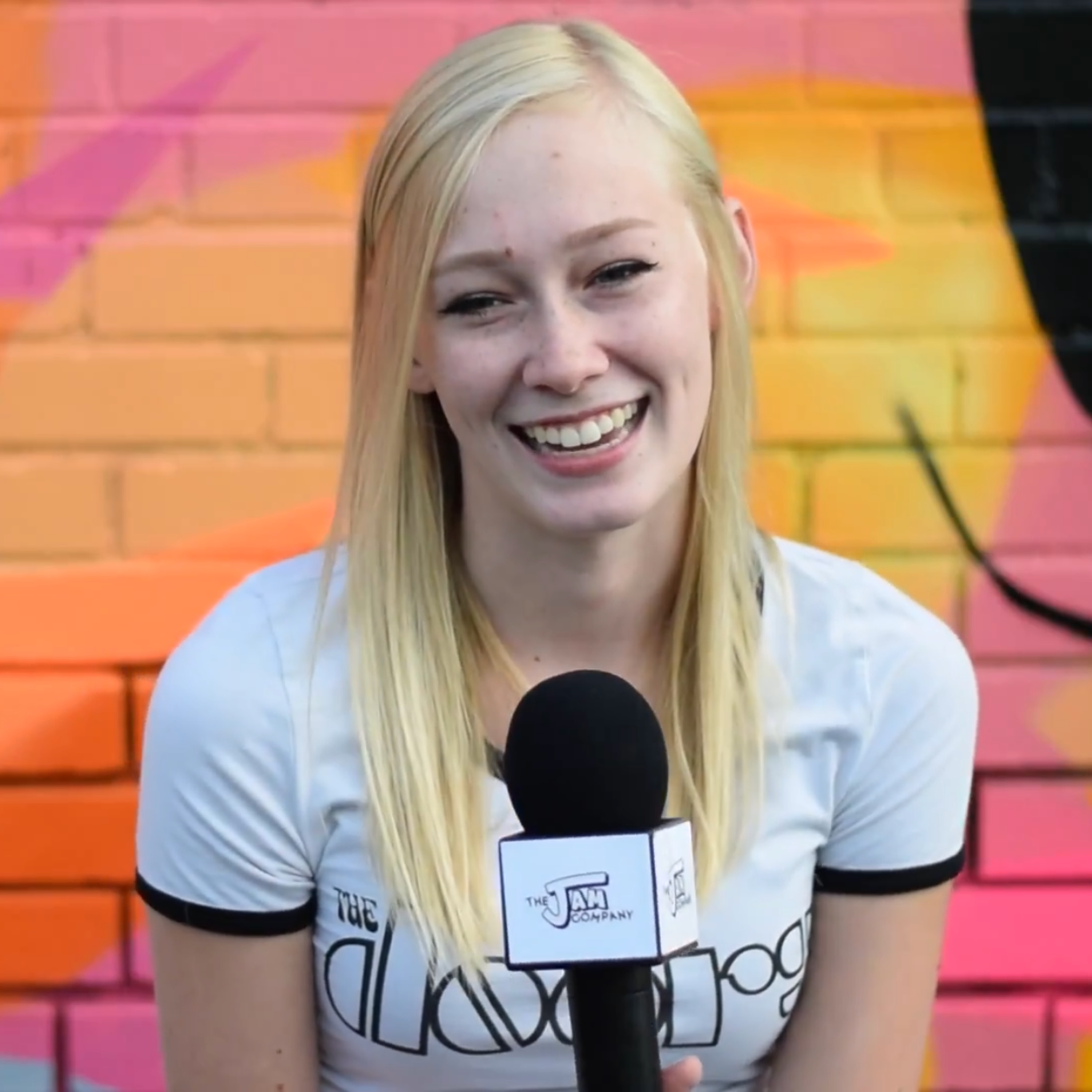 Isabelle Nutt Starts Painting Murals, Funny Interactions, and Future Art Career episode artwork