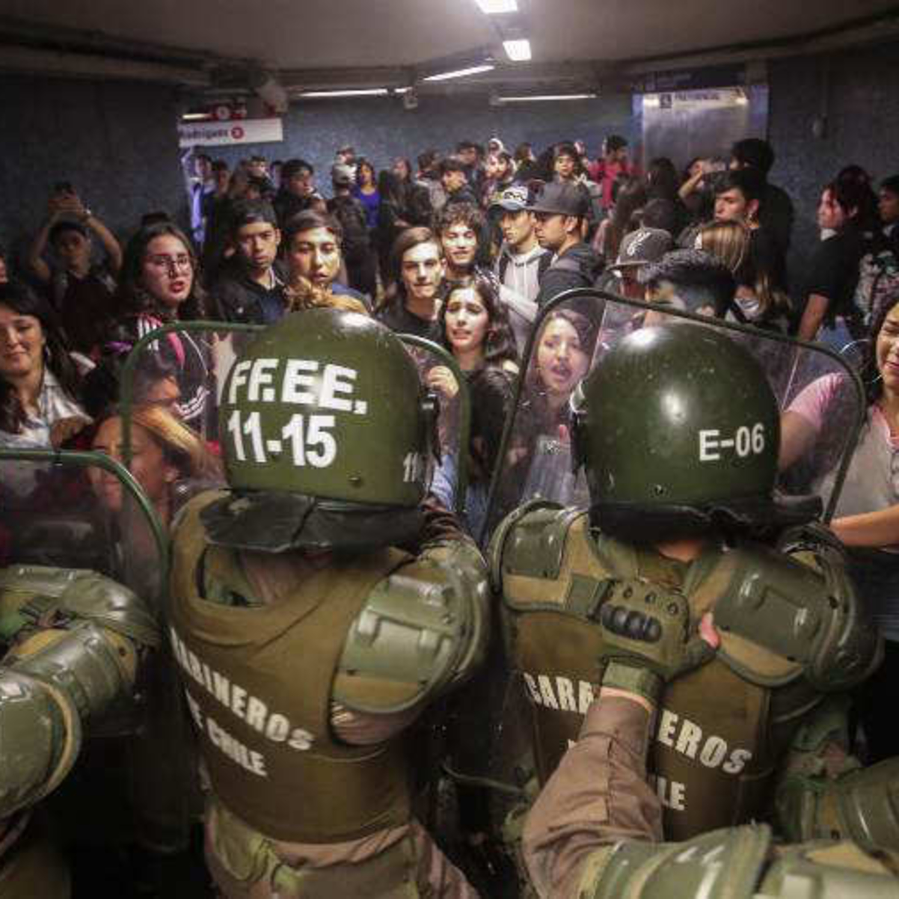 Demoliendo Fronteras