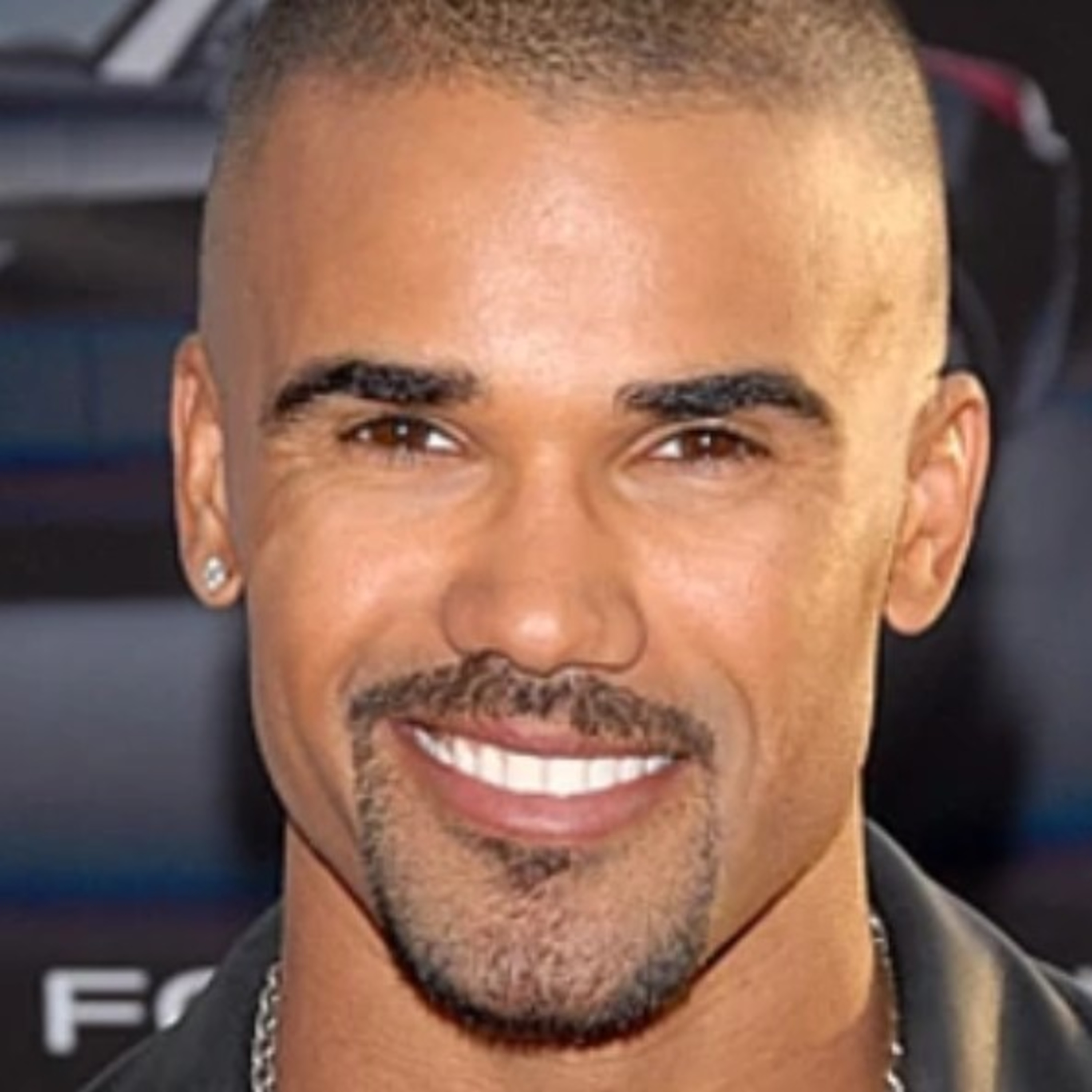 AKASHI MEDIA PODCAST LIVE with NICHOLE BALLARD Speaks Out to Shemar Moore on Losing His Mother.