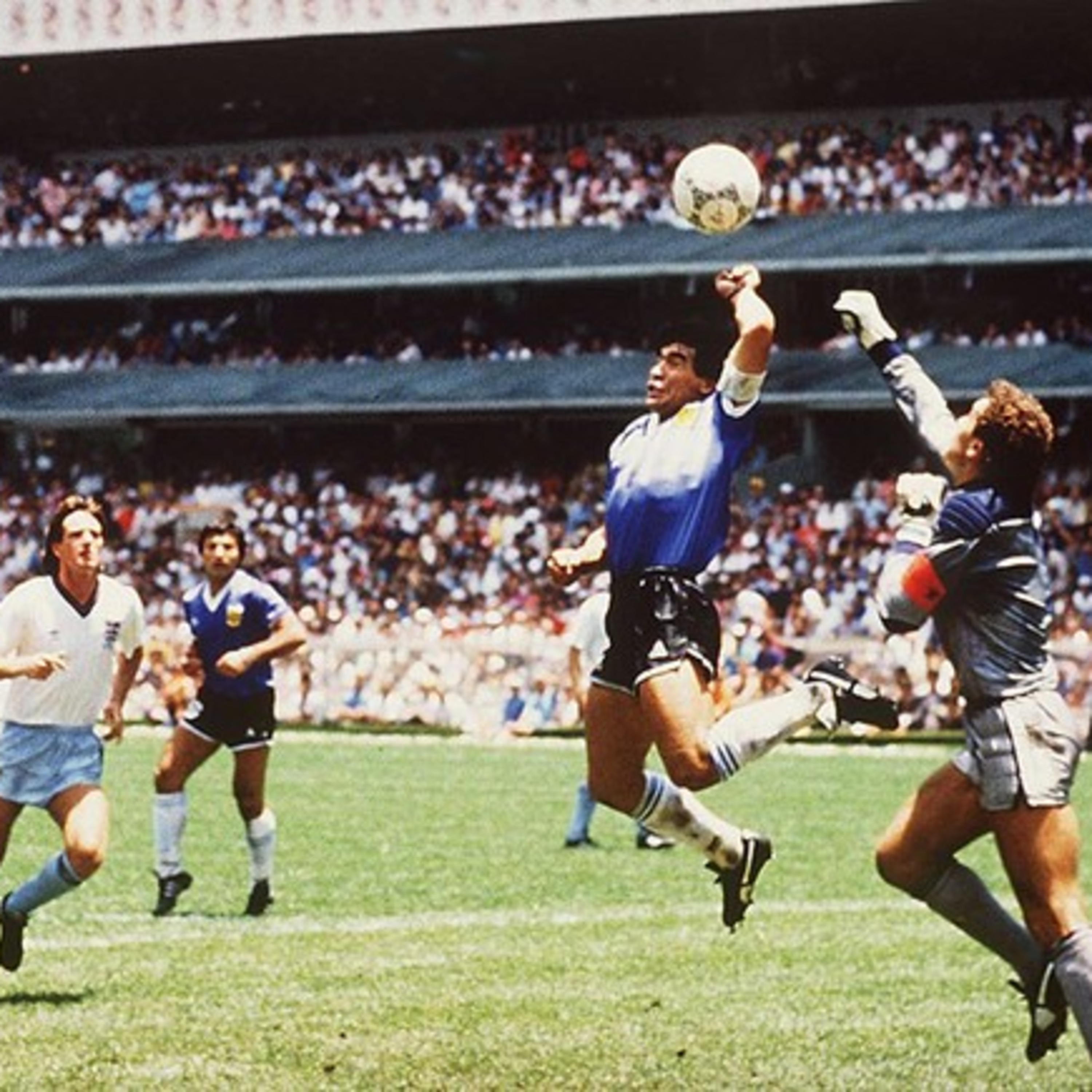 A Guerra das Malvinas e a mão de Maradona !!