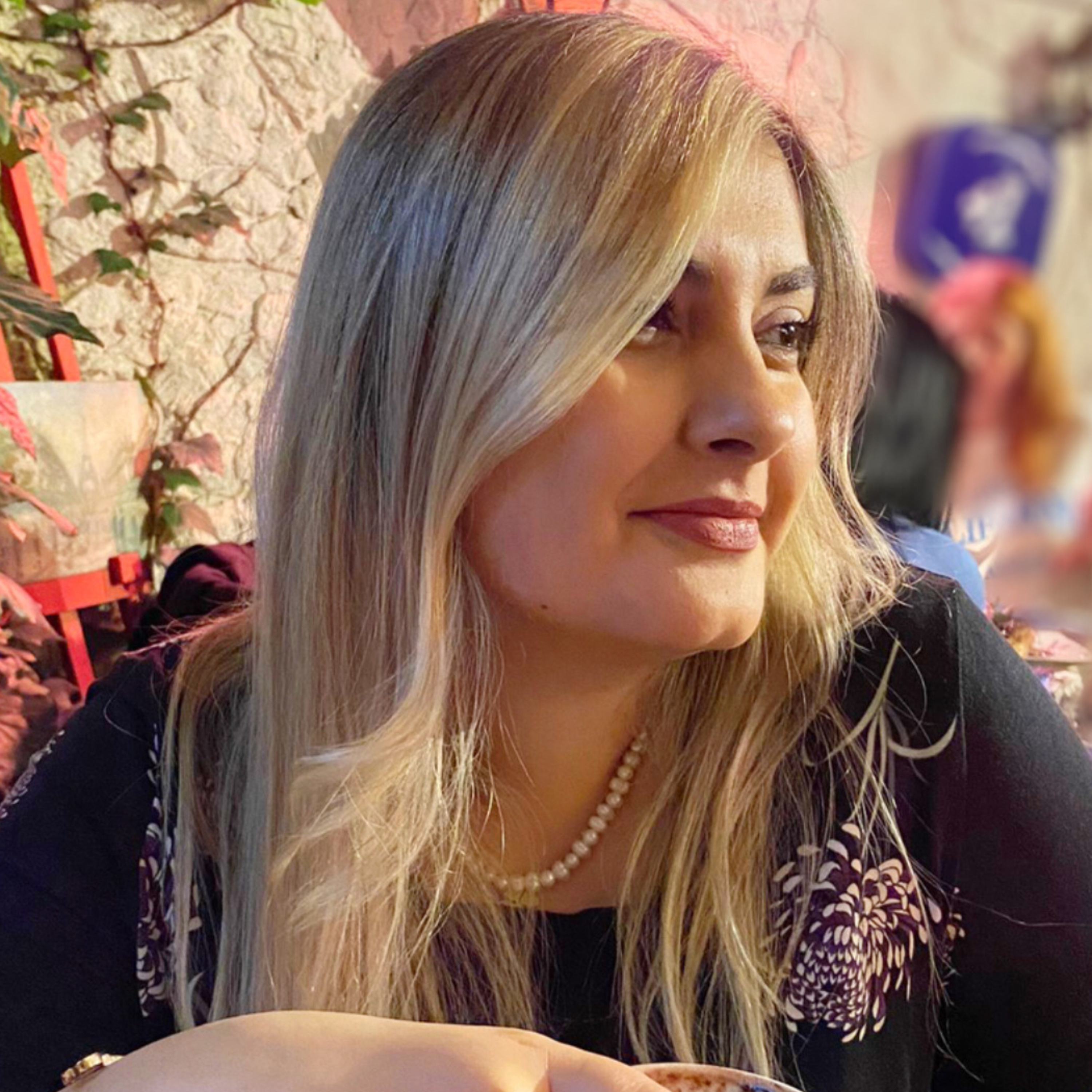 Psikolog Nazlı DİNÇ