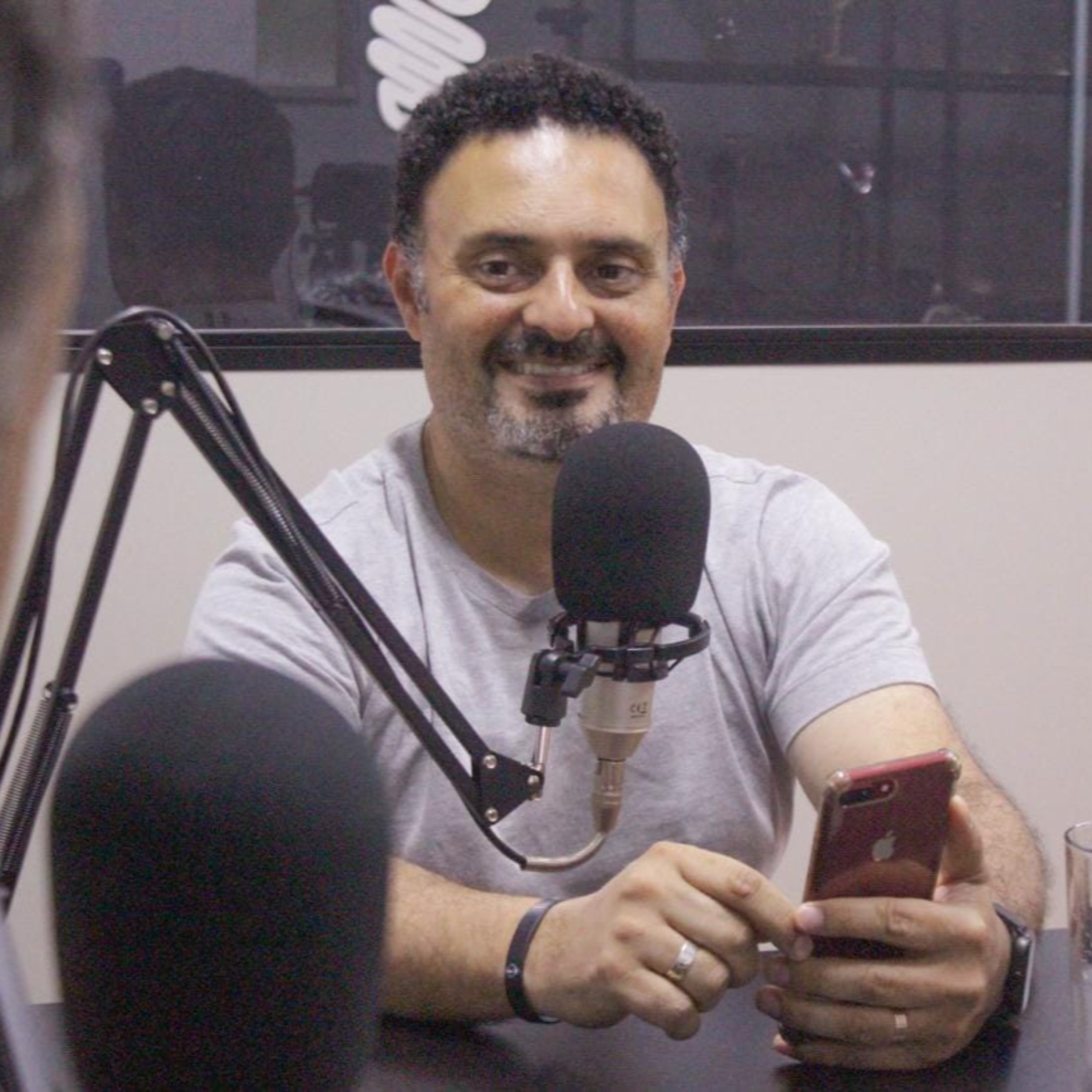 CAFÉ COM O PASTOR - Pr. Agnaldo Felipe Silva