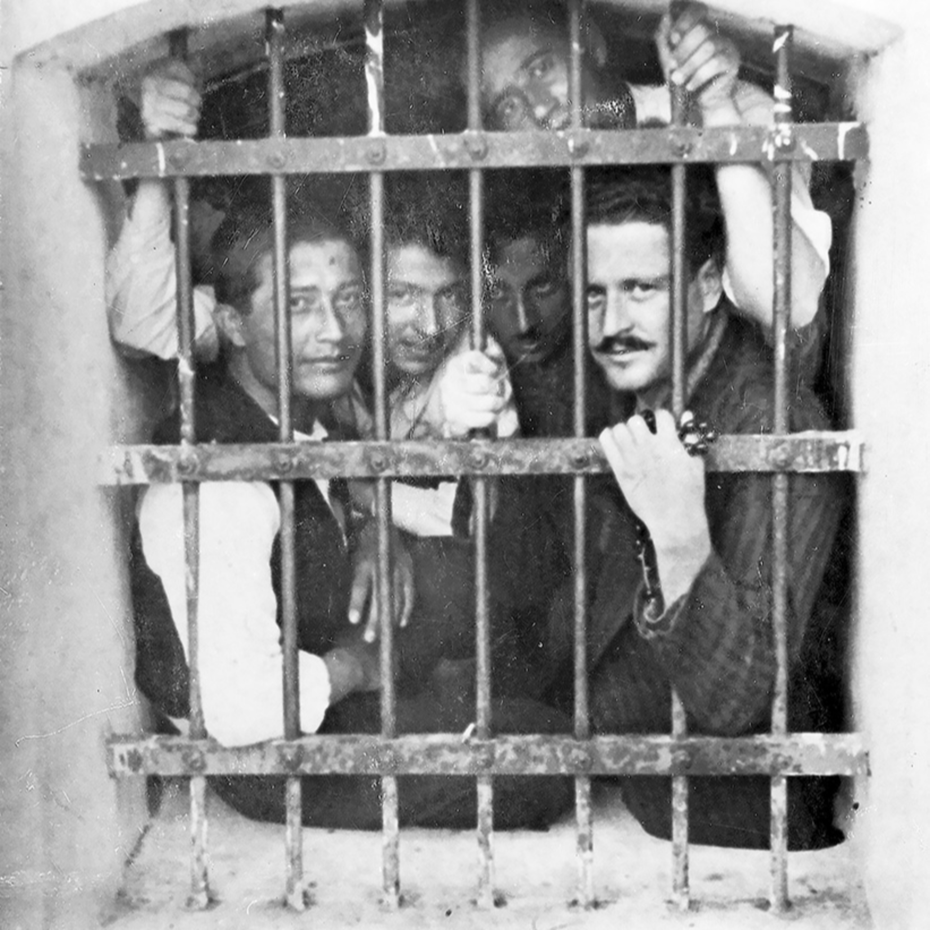 Nazım Hikmet'e Hapislerde Çürür Derseniz episode artwork