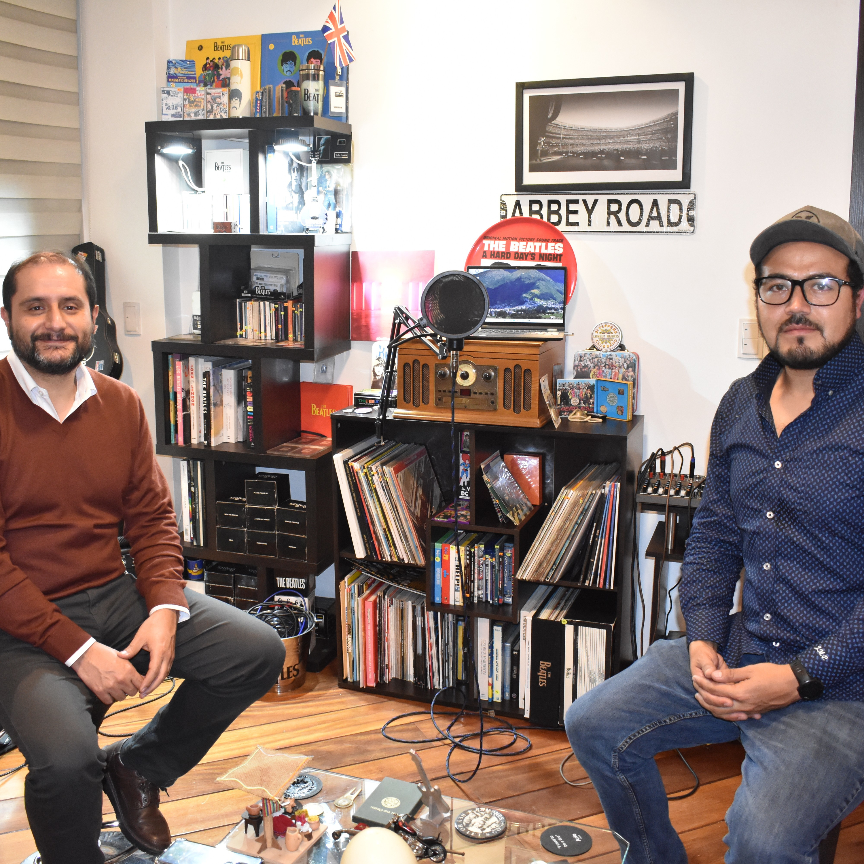 Efemérides del 15 de abril - Invitado: Marco Lalama Gross episode artwork