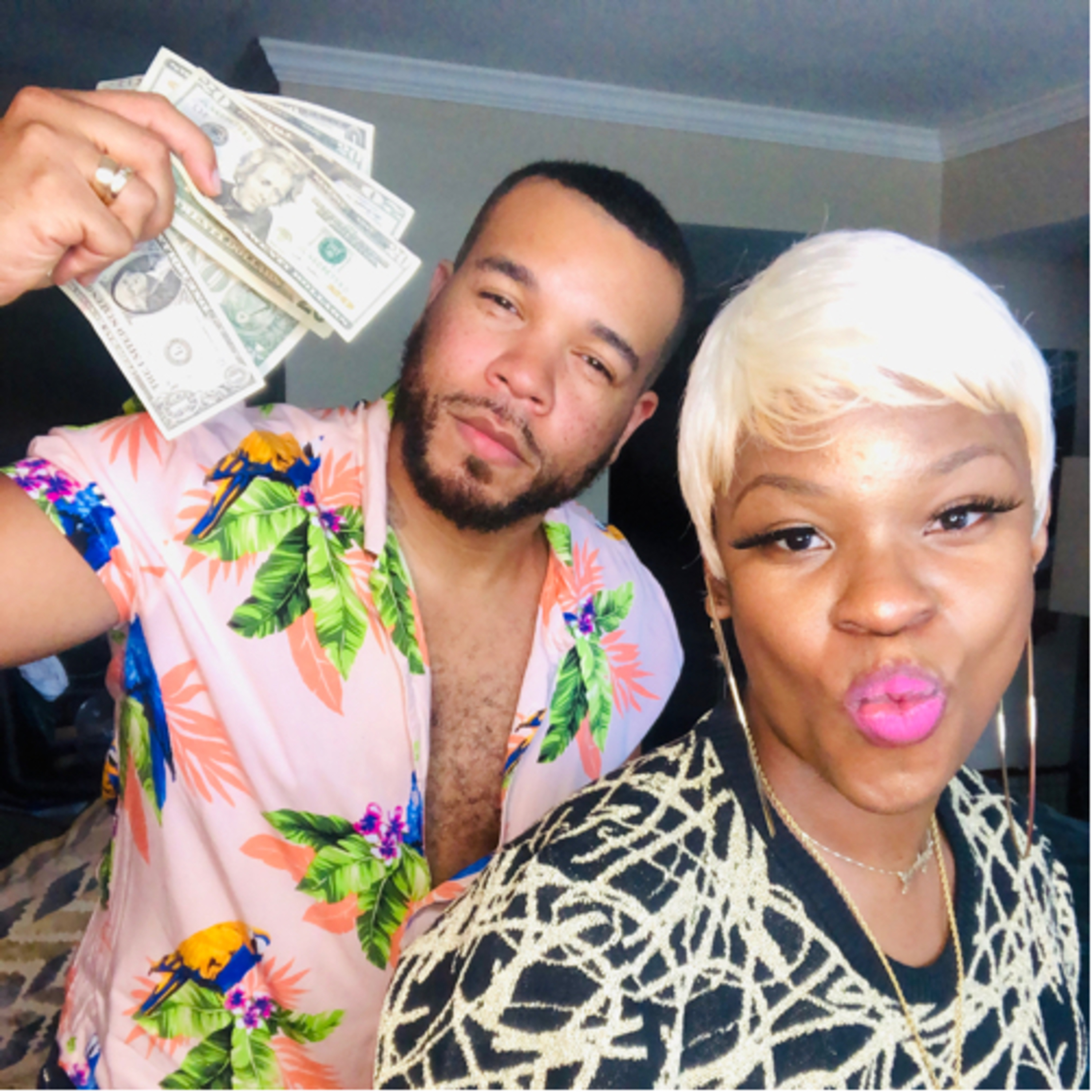 FUCKBOYS & SIDE CHICKS