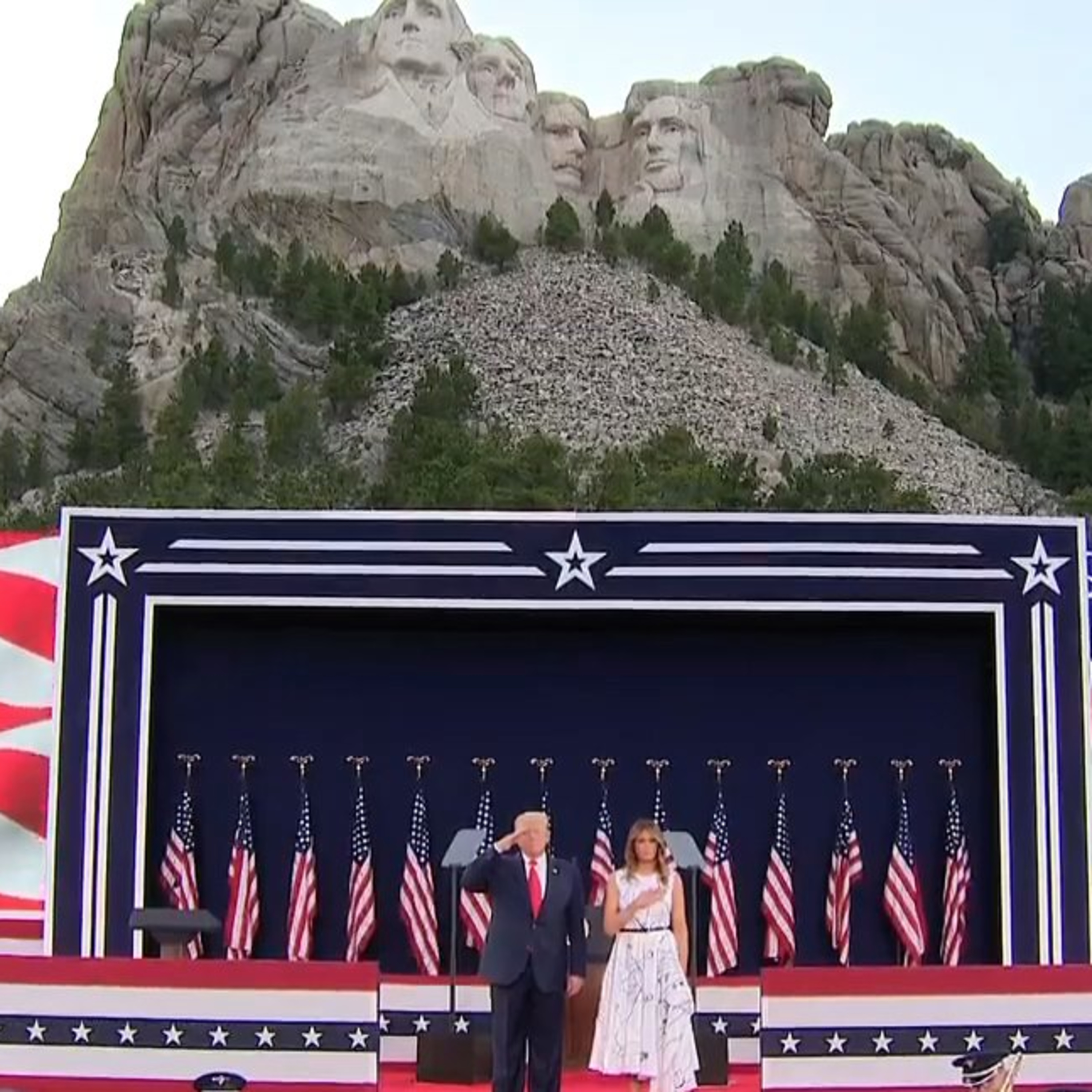 LIVE from Mount Rushmore: Protesters blocking the entrance to President Trump's event tonight! Part 2 of 2