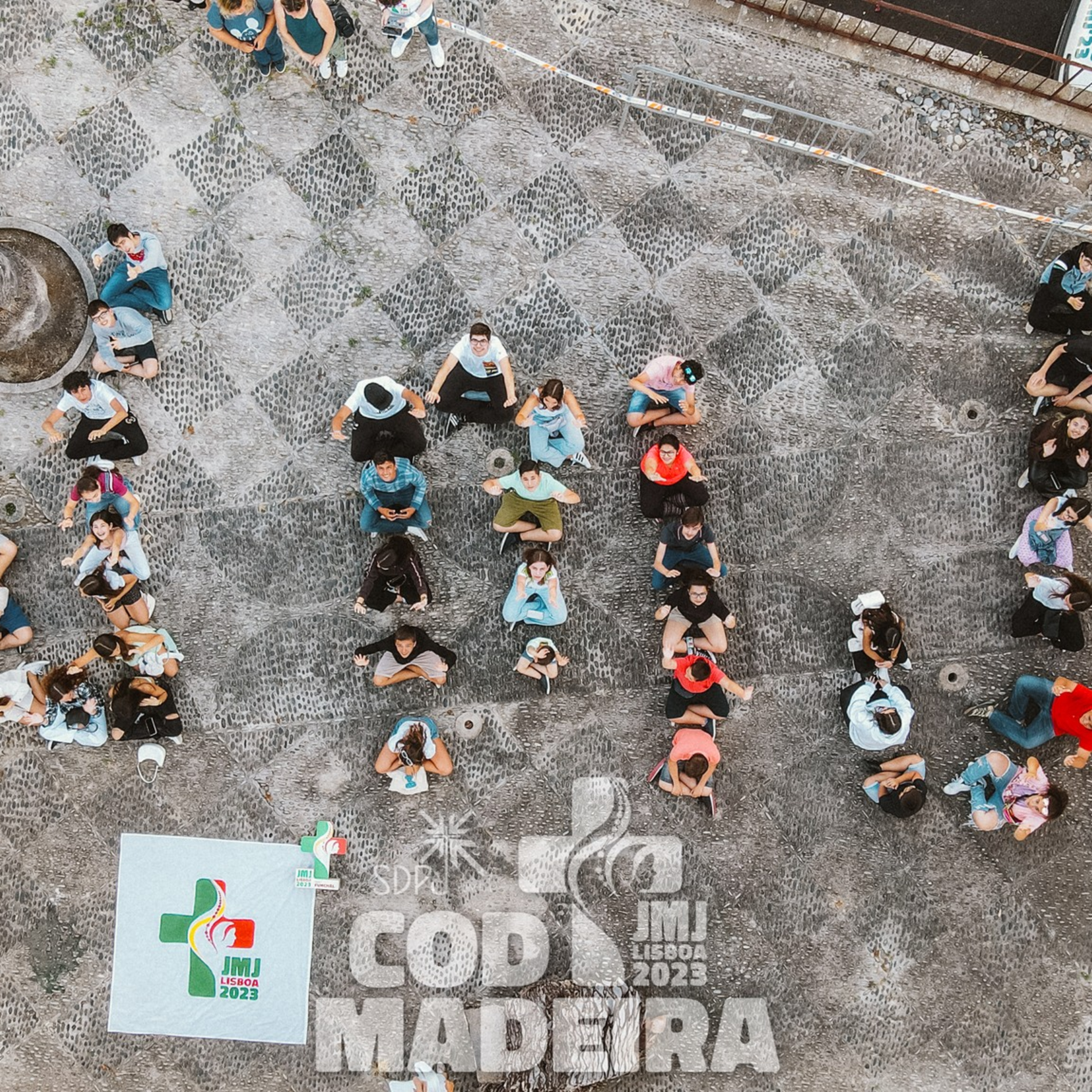 Símbolos da JMJ em peregrinação na Diocese do Funchal - Emissão 22-05-2022 episode artwork