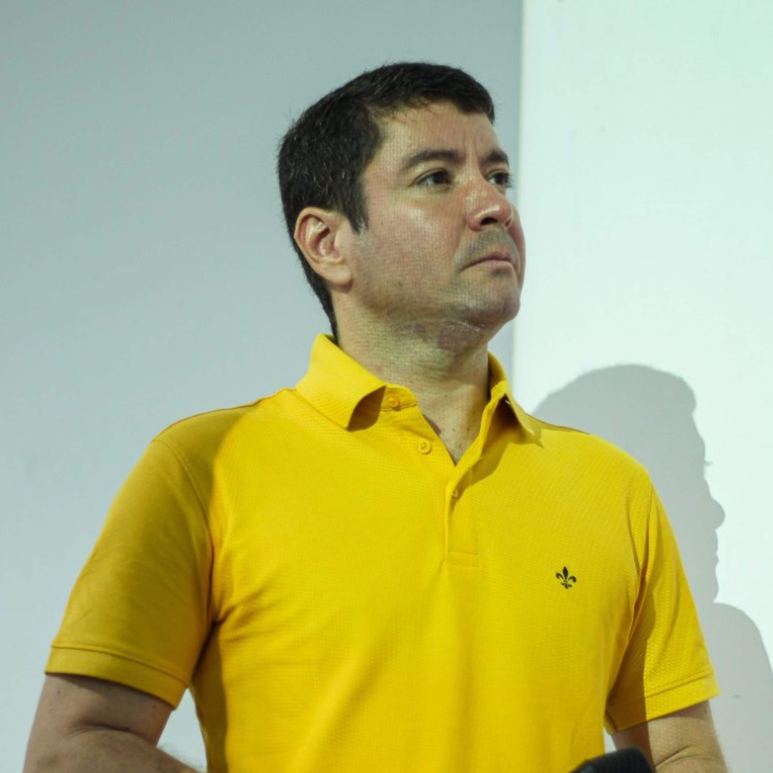Chuvas ácidas por Alexandre Clementino