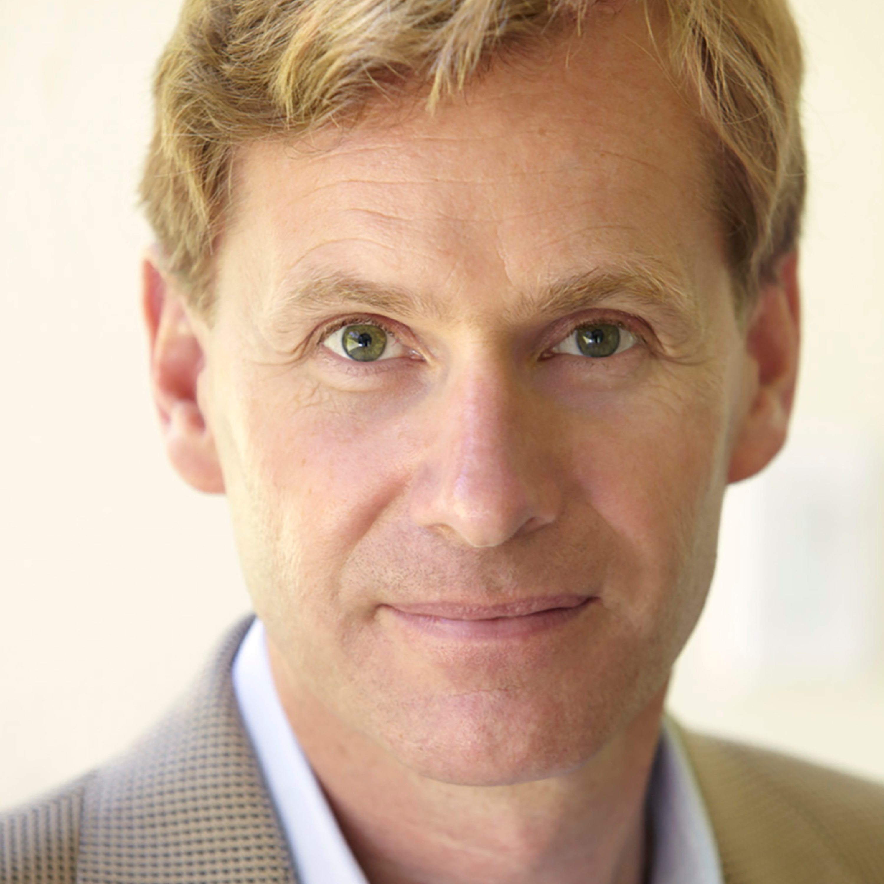 Podcasts In LEADx App