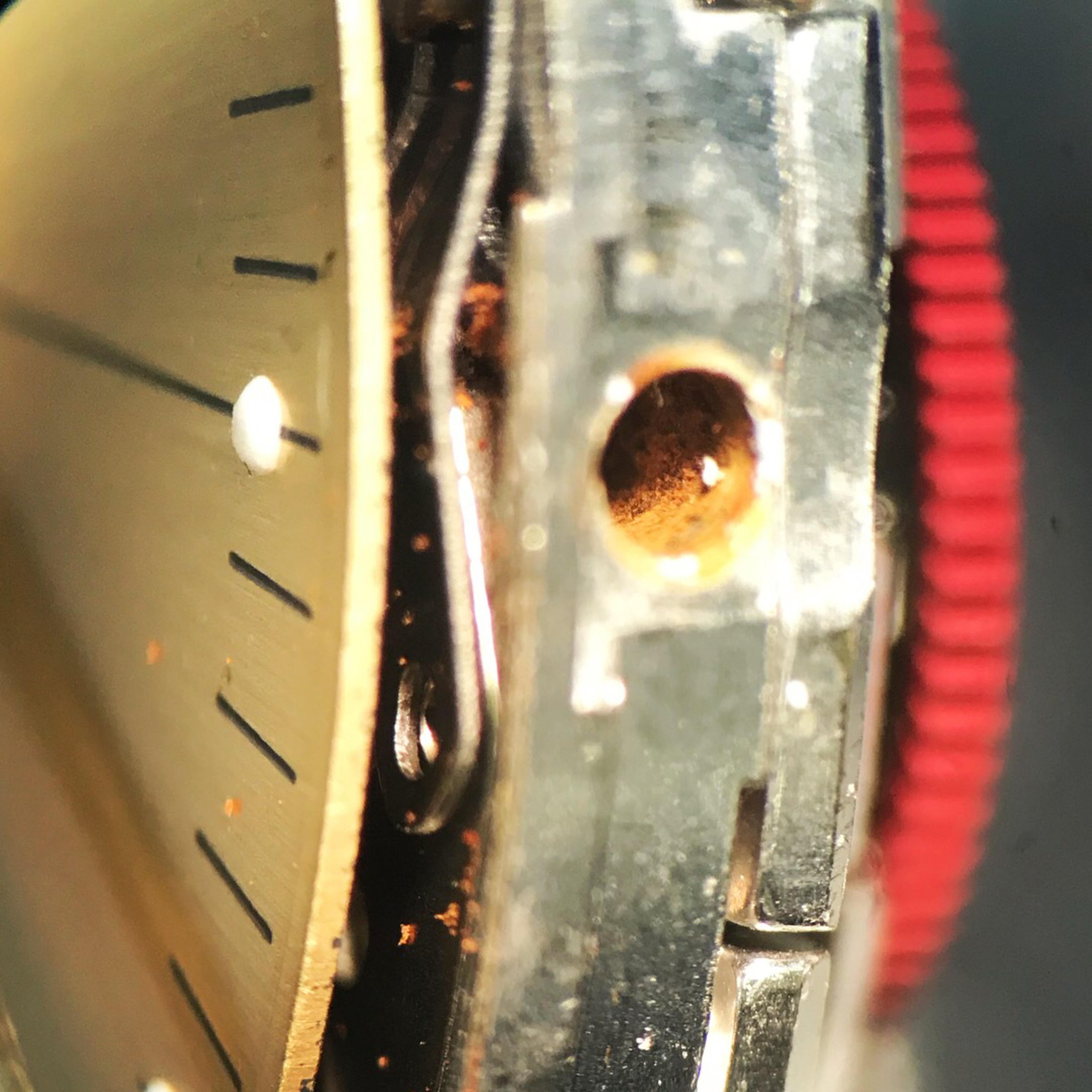 How Watchmakers Diagnose Water Damaged Watches episode artwork