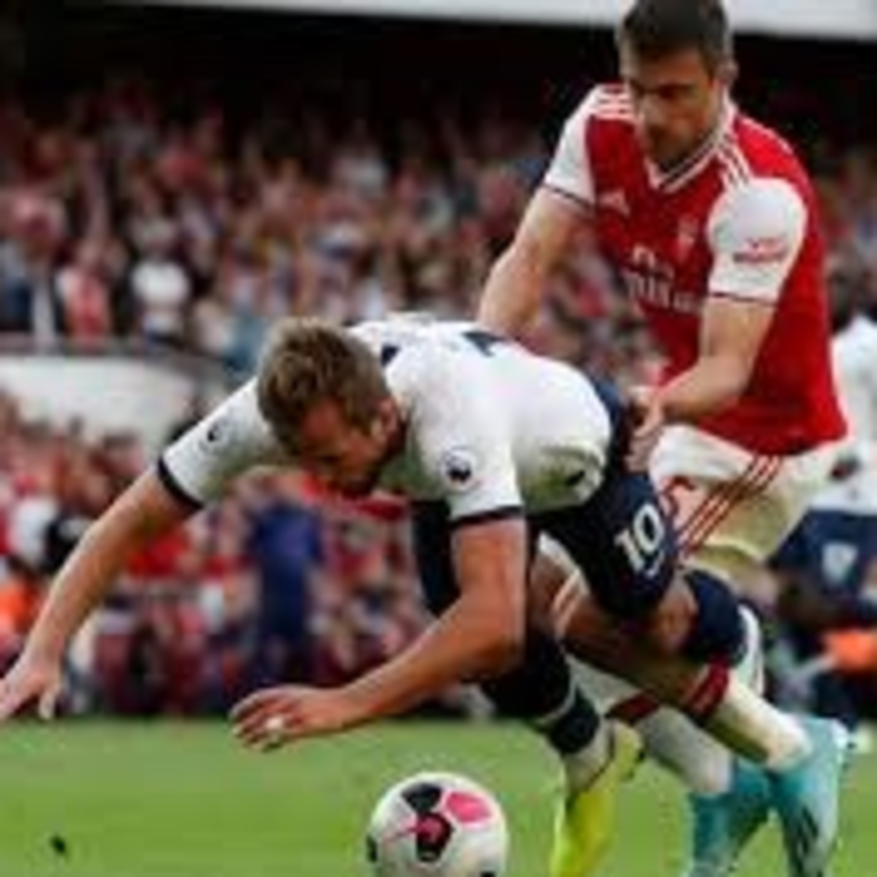 Chat Footy E2: Reflecting on another Liverpool win and asking whether Harry Kane should be called out more for diving episode artwork