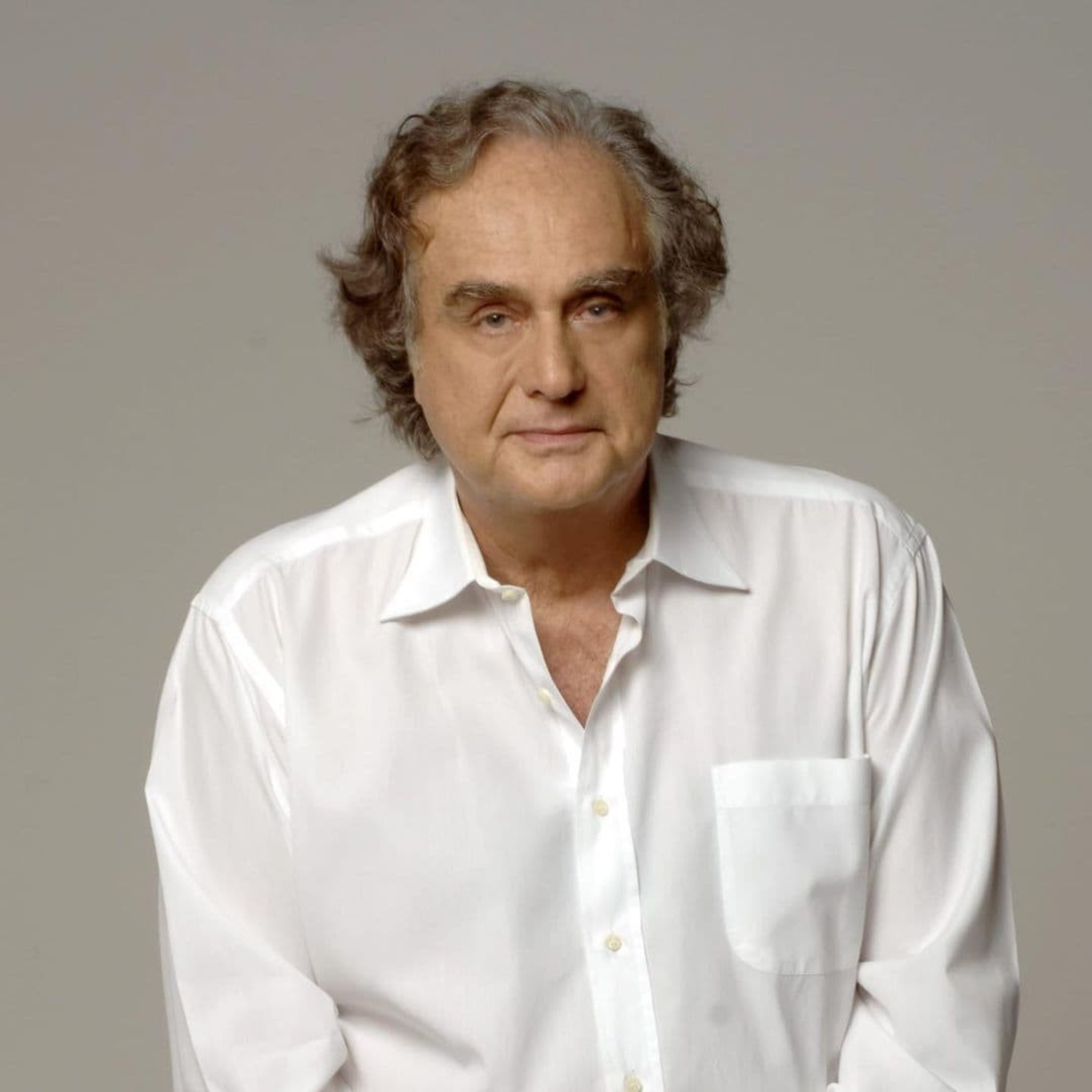 Prosa e Verso com Lauro Moreira.