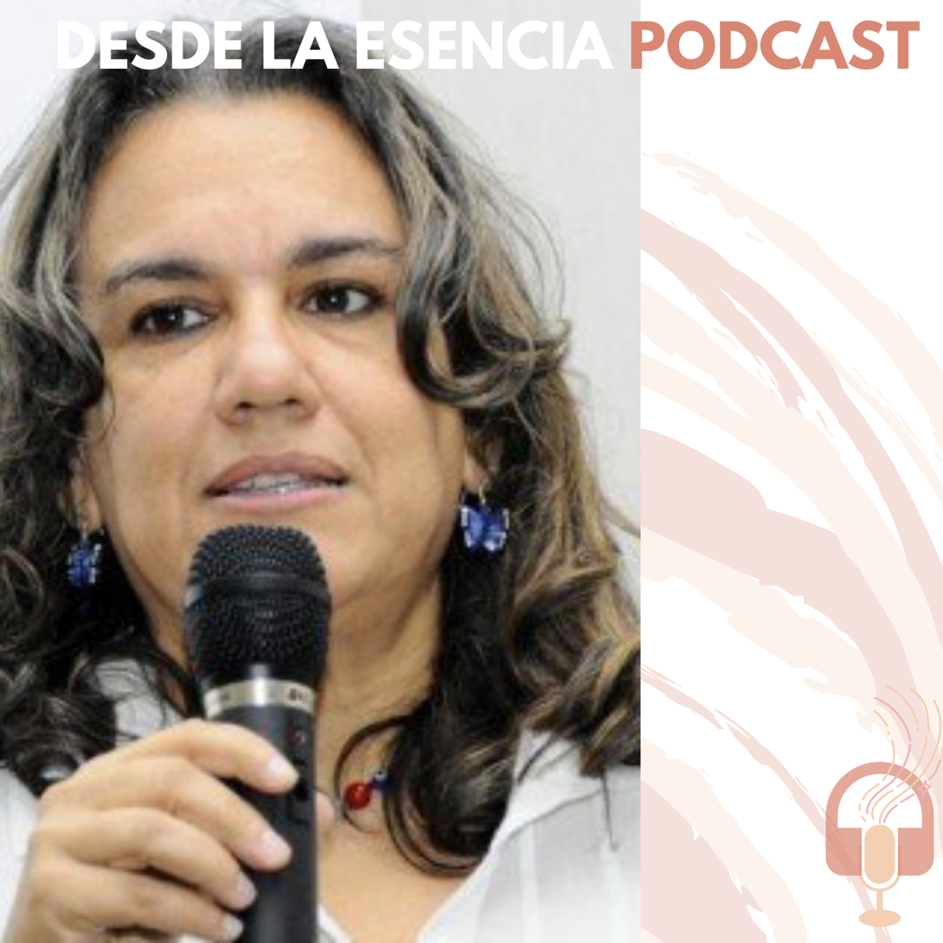Desde la esencia hosted by Katherine Mena.