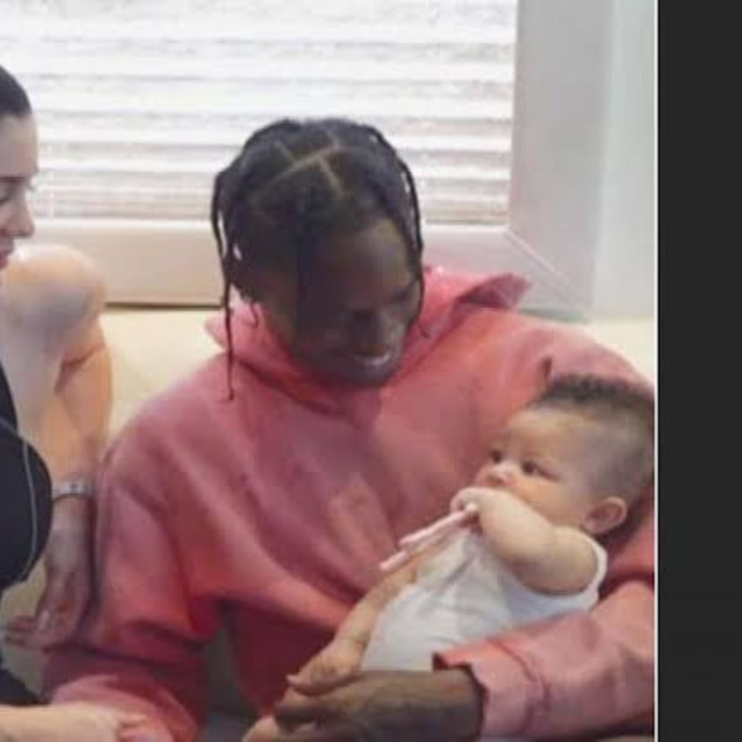 Kylie Jenner shares a new photo of her son at Kris Jenner’s Easter celebration. episode artwork