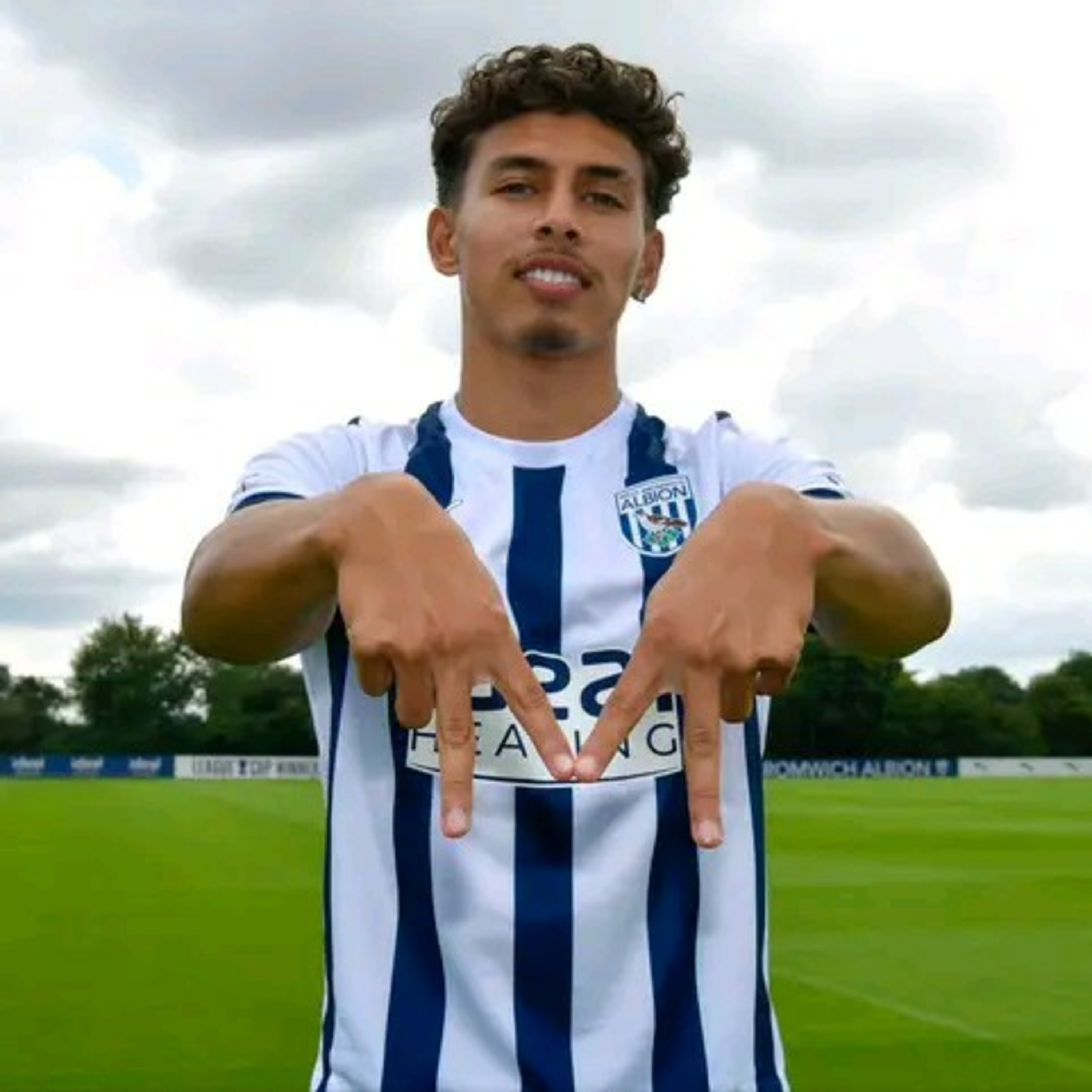Football Headline News