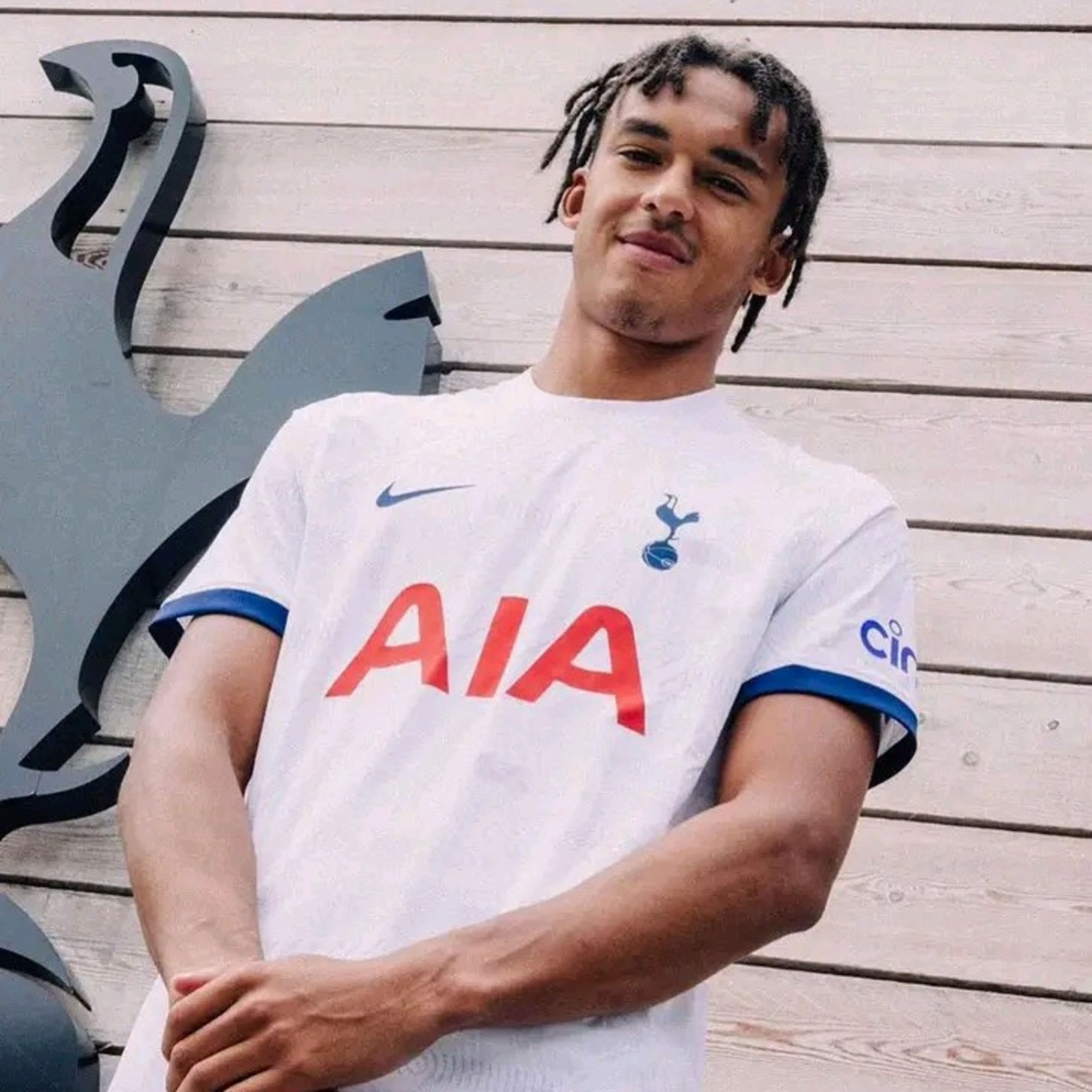 Football Headline News