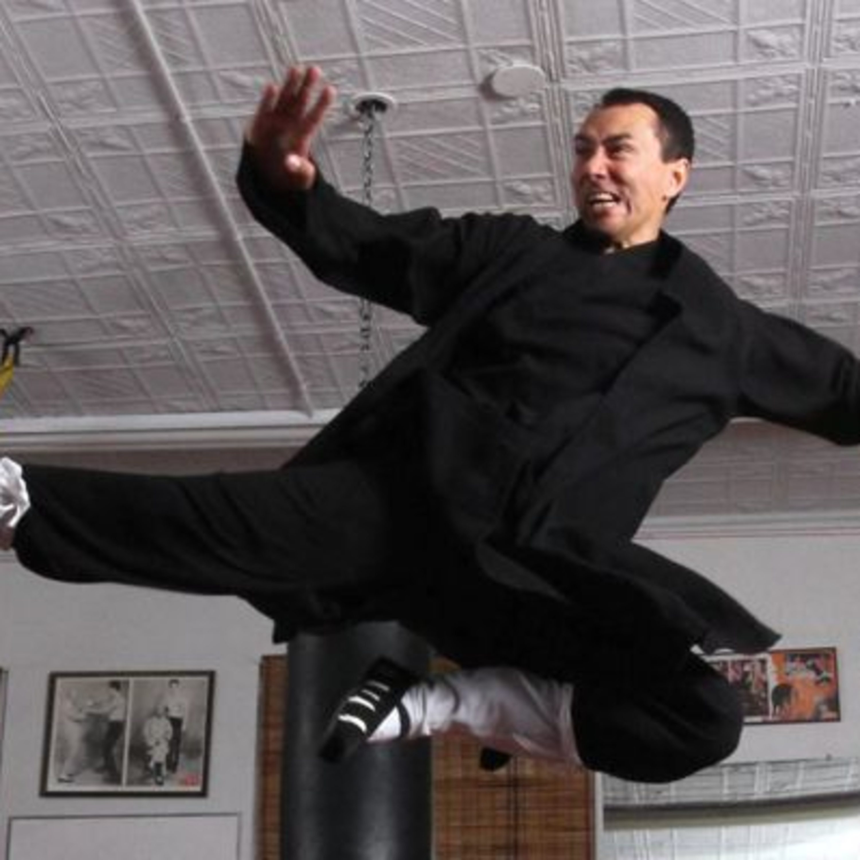 Verbal Nectar Podcast (Special Guest Author, Martial Artist, Humanitarian Sir Vincent Lyn) (Ep.145) episode artwork