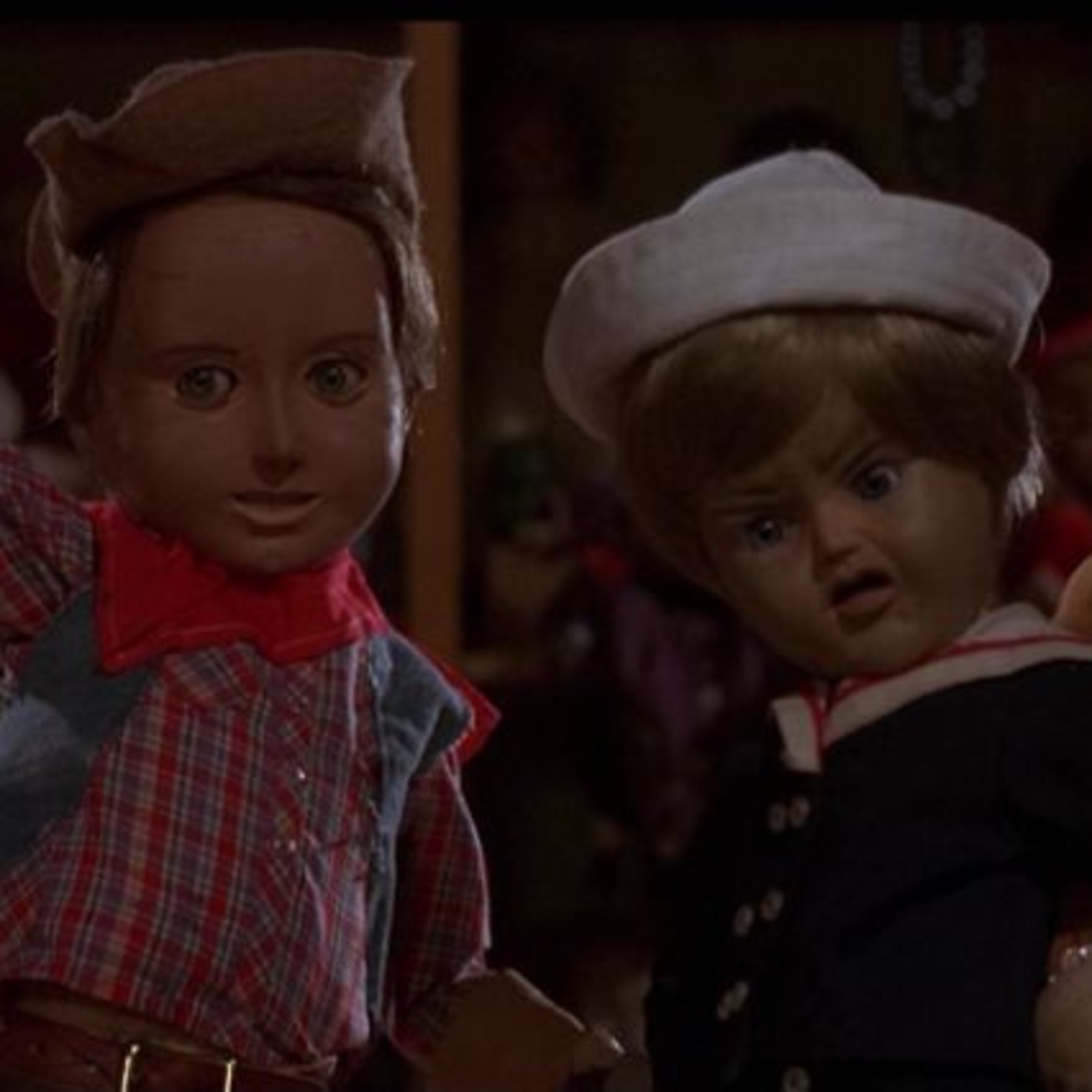 VERSUS Ep.32: DOLLS (1986) VS. CHILD'S PLAY (1988) (Ep.167) episode artwork