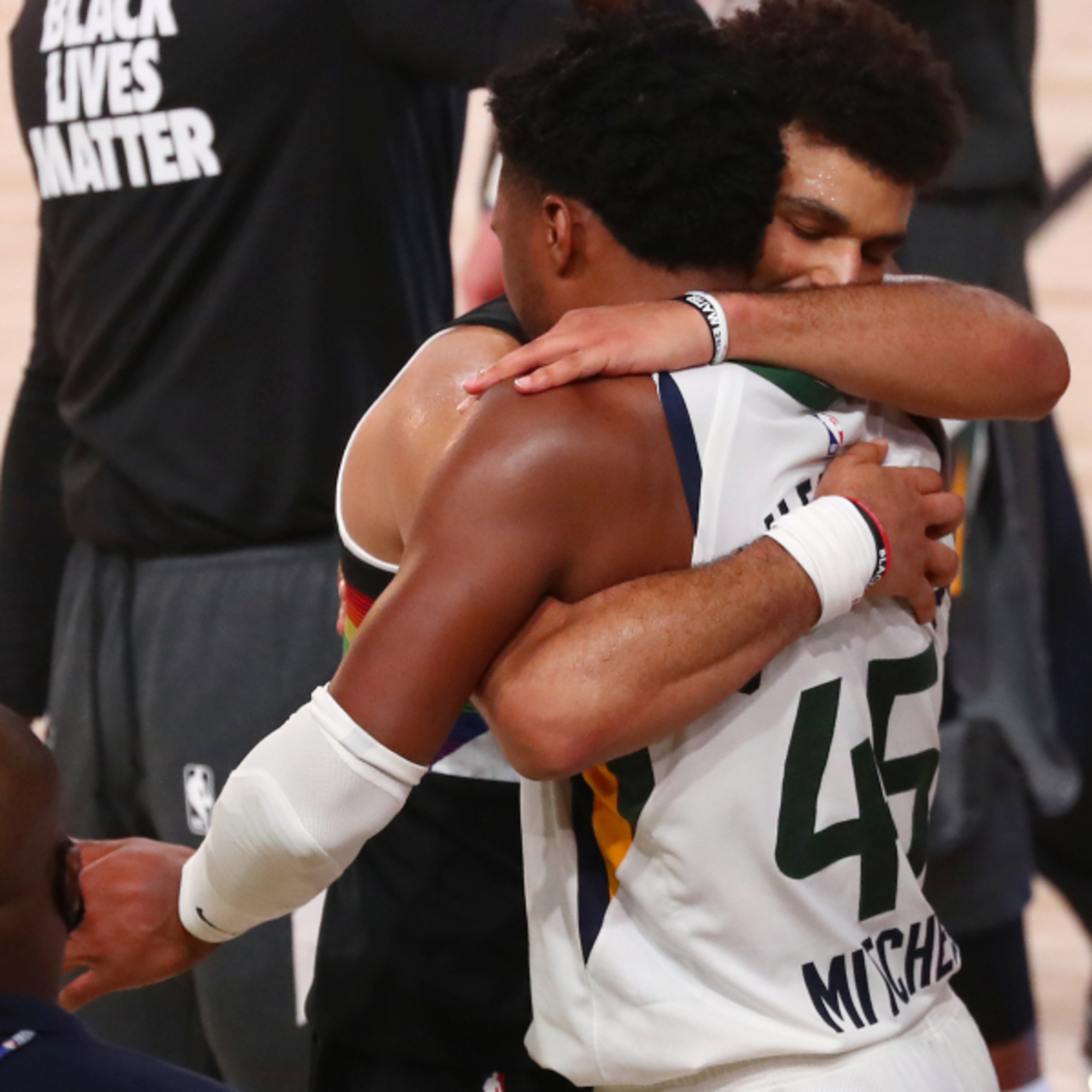 cover of episode Lakers Fast Break- NBA Playoffs Day 13 Wrap Up with Rafael Barlowe!